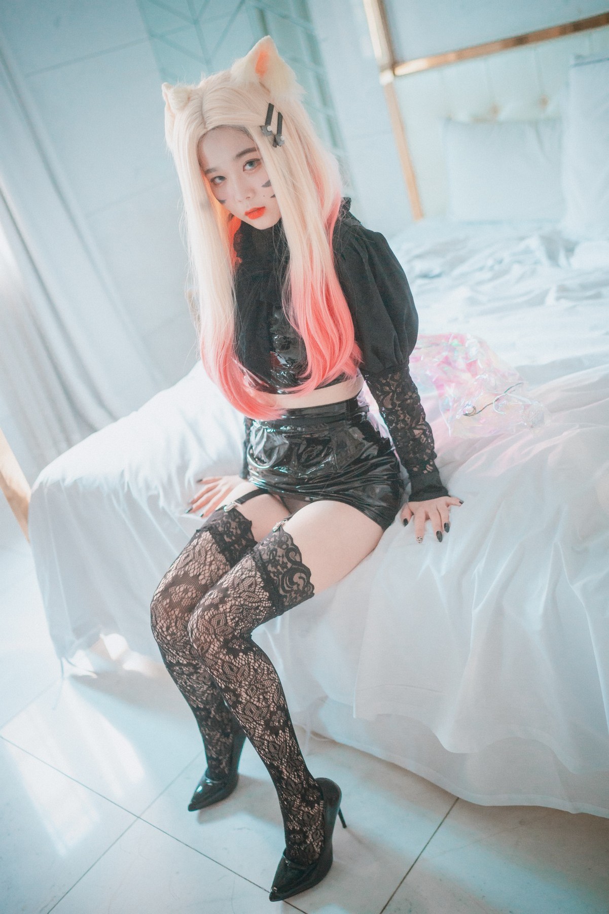 xgyw.top_[DJAWA]No.136_模特Zia_Ahri The Baddest主题半脱露缕空内衣配丁字裤撩人诱惑写真118P