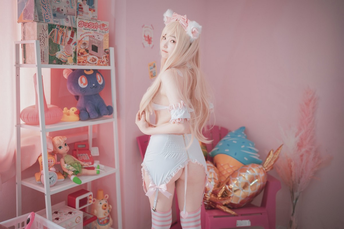 xgyw.top_[DJAWA]No.137_模特BamBi_Ángel de Rosa主题私房性感内衣配白丝袜迷人诱惑写真49P