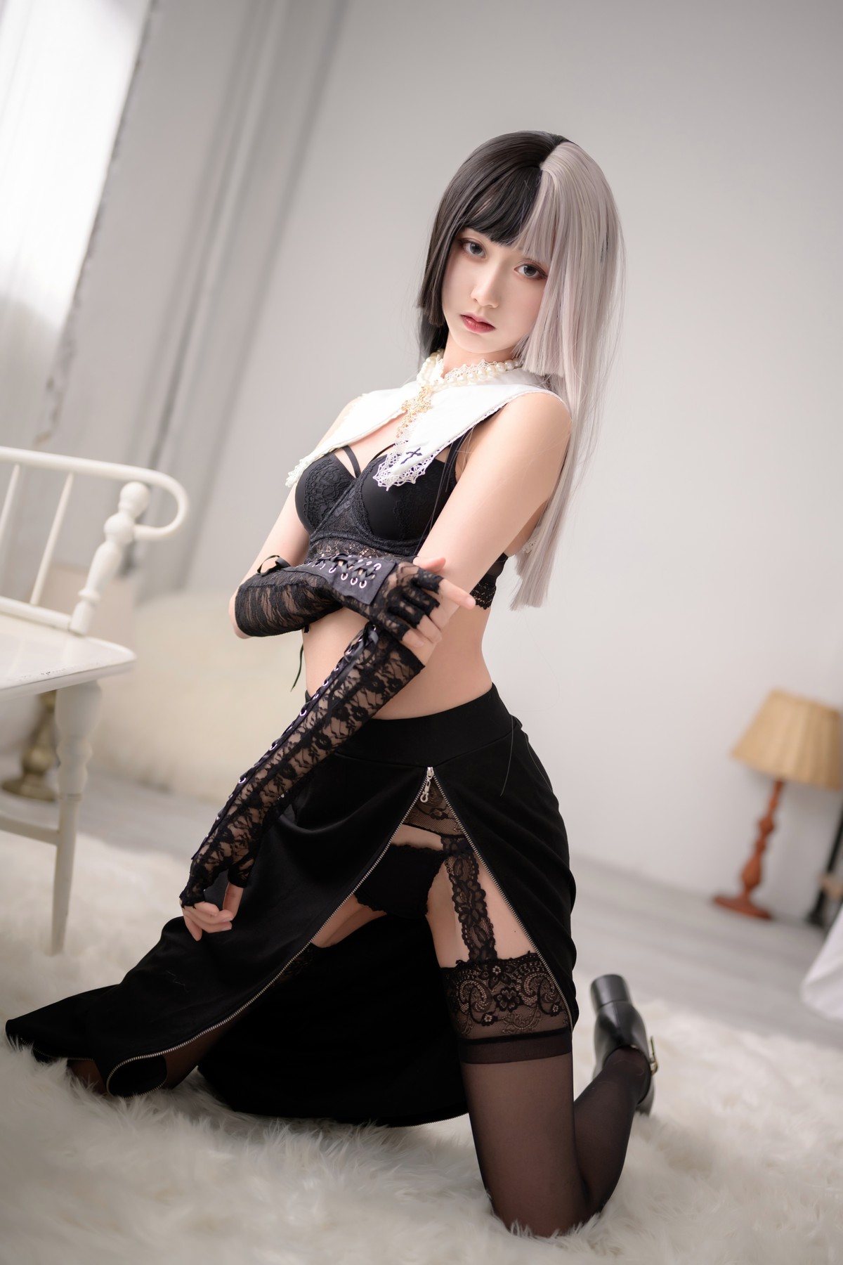 xgyw.top_萌系小姐姐木绵绵OwO黑白修女主题私房性感黑色内衣配黑色蕾丝吊袜诱惑写真40P
