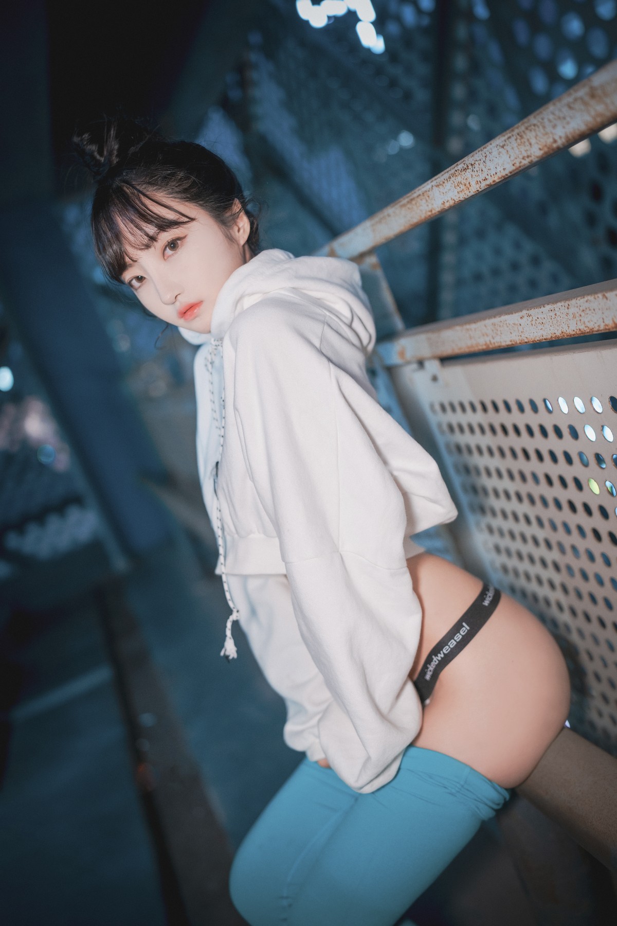 xgyw.top_[DJAWA]No.141_Hanari_Loose and Tight Cool Mint主题半脱露性感内裤秀翘臀诱惑写真85P