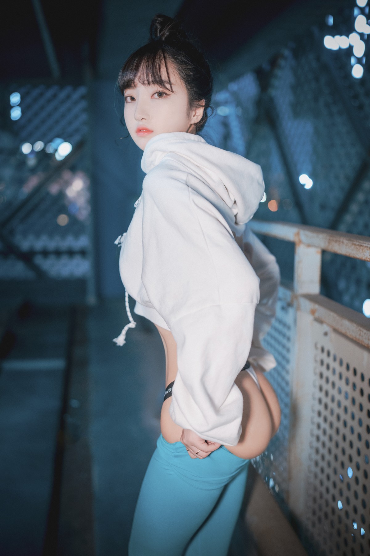 xgyw.top_[DJAWA]No.141_Hanari_Loose and Tight Cool Mint主题半脱露性感内裤秀翘臀诱惑写真85P