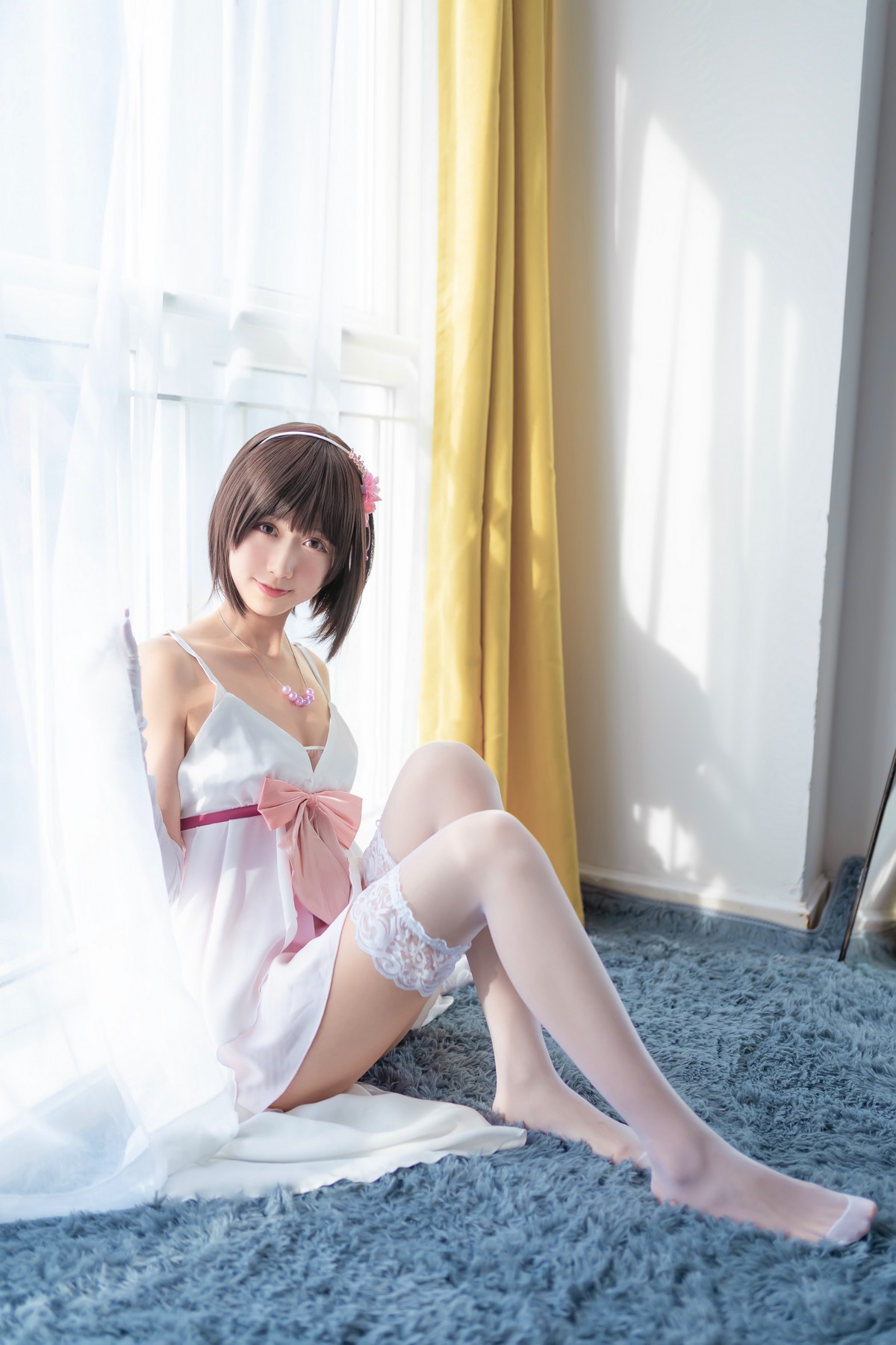 xgyw.top_萌系小姐姐木绵绵OwO加藤惠cos礼服主题私房性感礼服配白色蕾丝袜诱惑写真39P