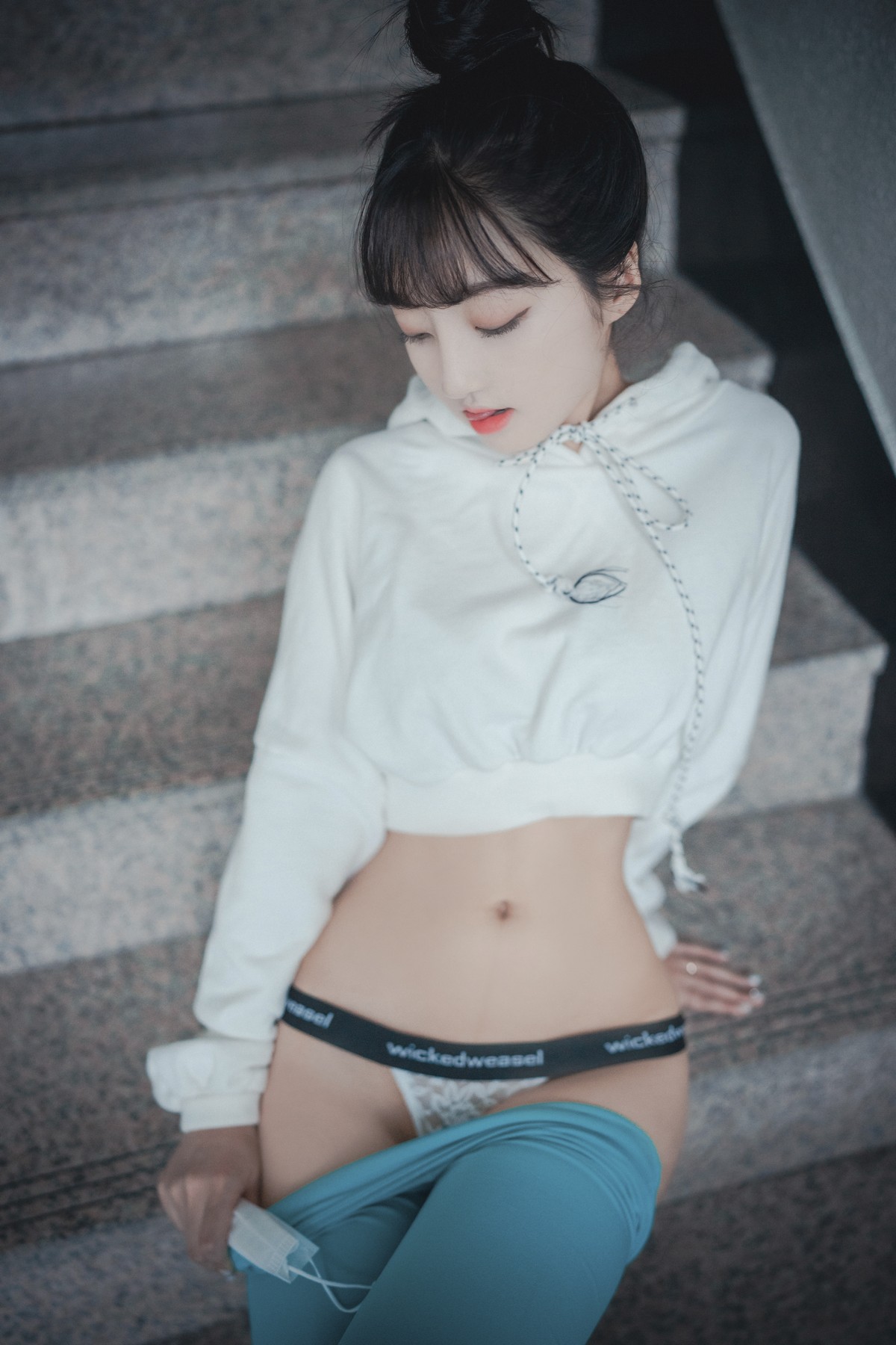 xgyw.top_[DJAWA]No.141_Hanari_Loose and Tight Cool Mint主题半脱露性感内裤秀翘臀诱惑写真85P