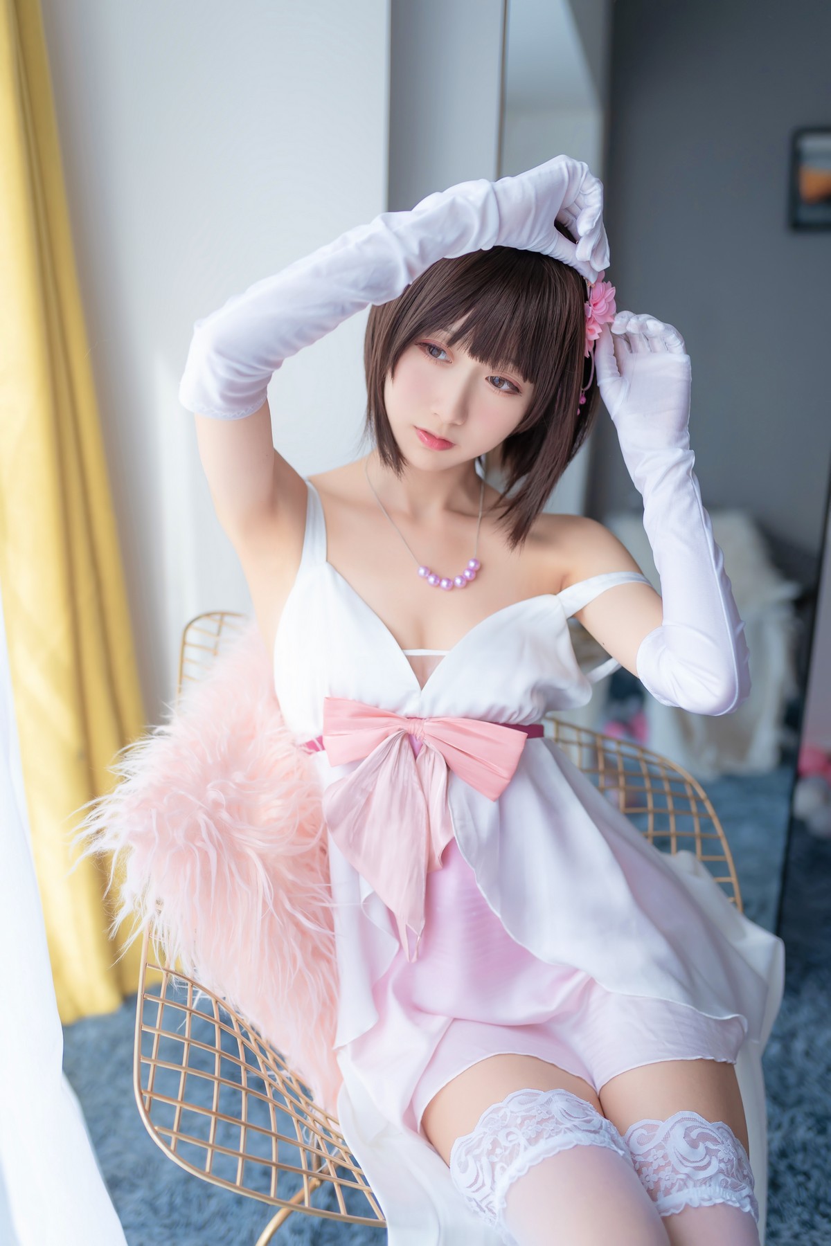 xgyw.top_萌系小姐姐木绵绵OwO加藤惠cos礼服主题私房性感礼服配白色蕾丝袜诱惑写真39P