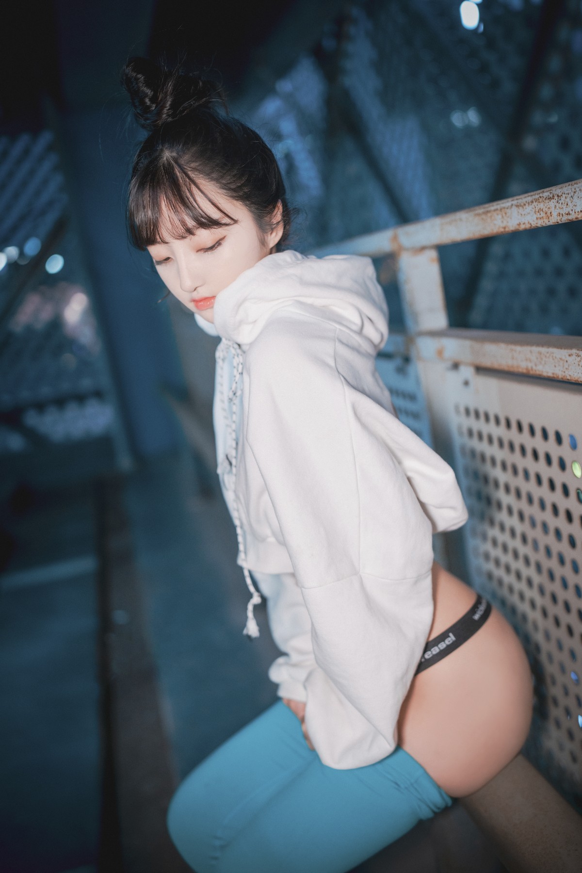 xgyw.top_[DJAWA]No.141_Hanari_Loose and Tight Cool Mint主题半脱露性感内裤秀翘臀诱惑写真85P