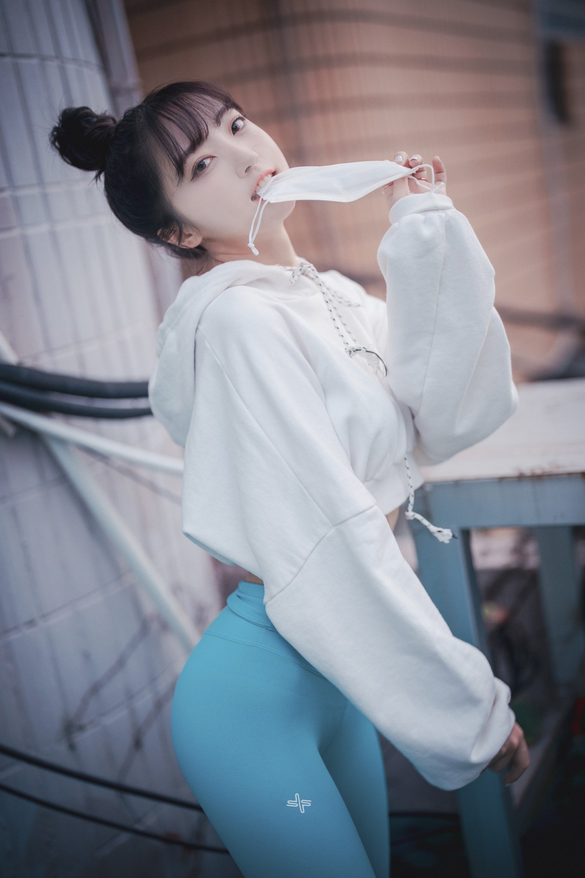 xgyw.top_[DJAWA]No.141_Hanari_Loose and Tight Cool Mint主题半脱露性感内裤秀翘臀诱惑写真85P