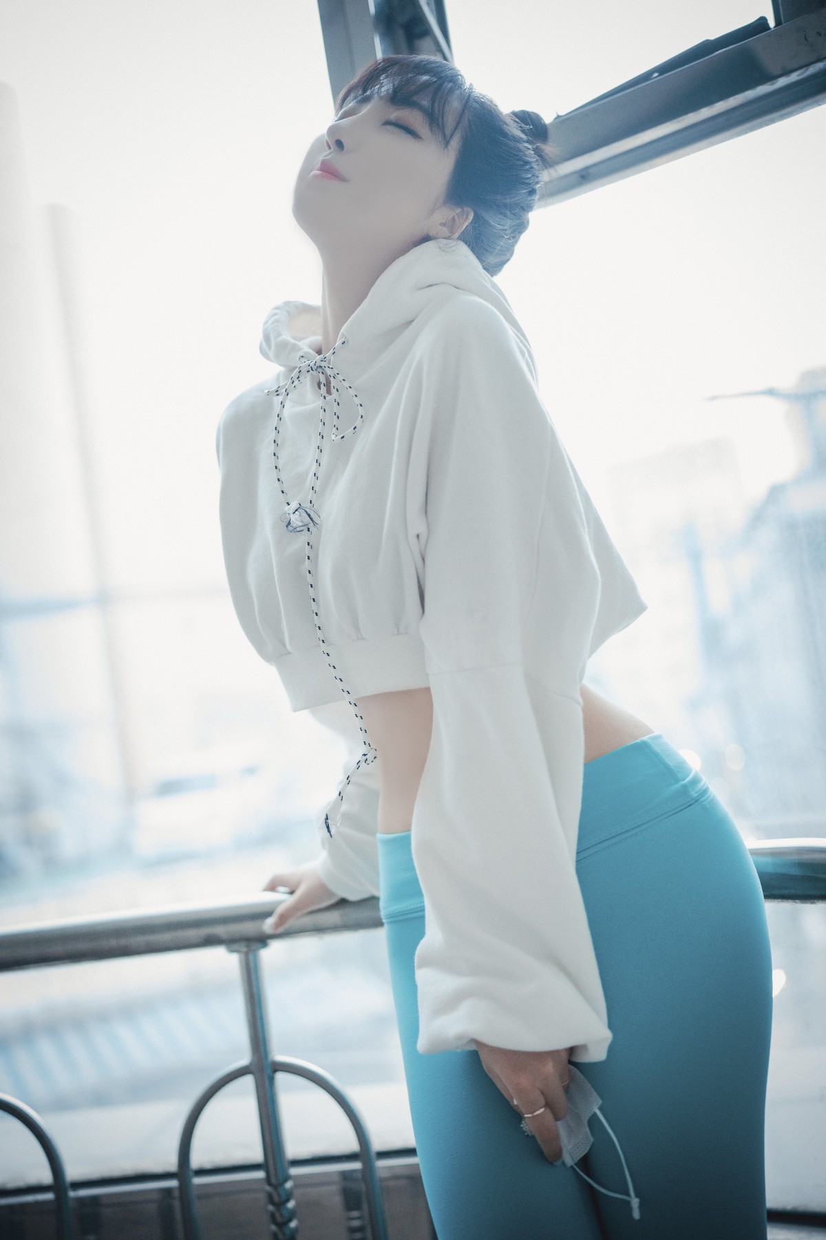 xgyw.top_[DJAWA]No.141_Hanari_Loose and Tight Cool Mint主题半脱露性感内裤秀翘臀诱惑写真85P