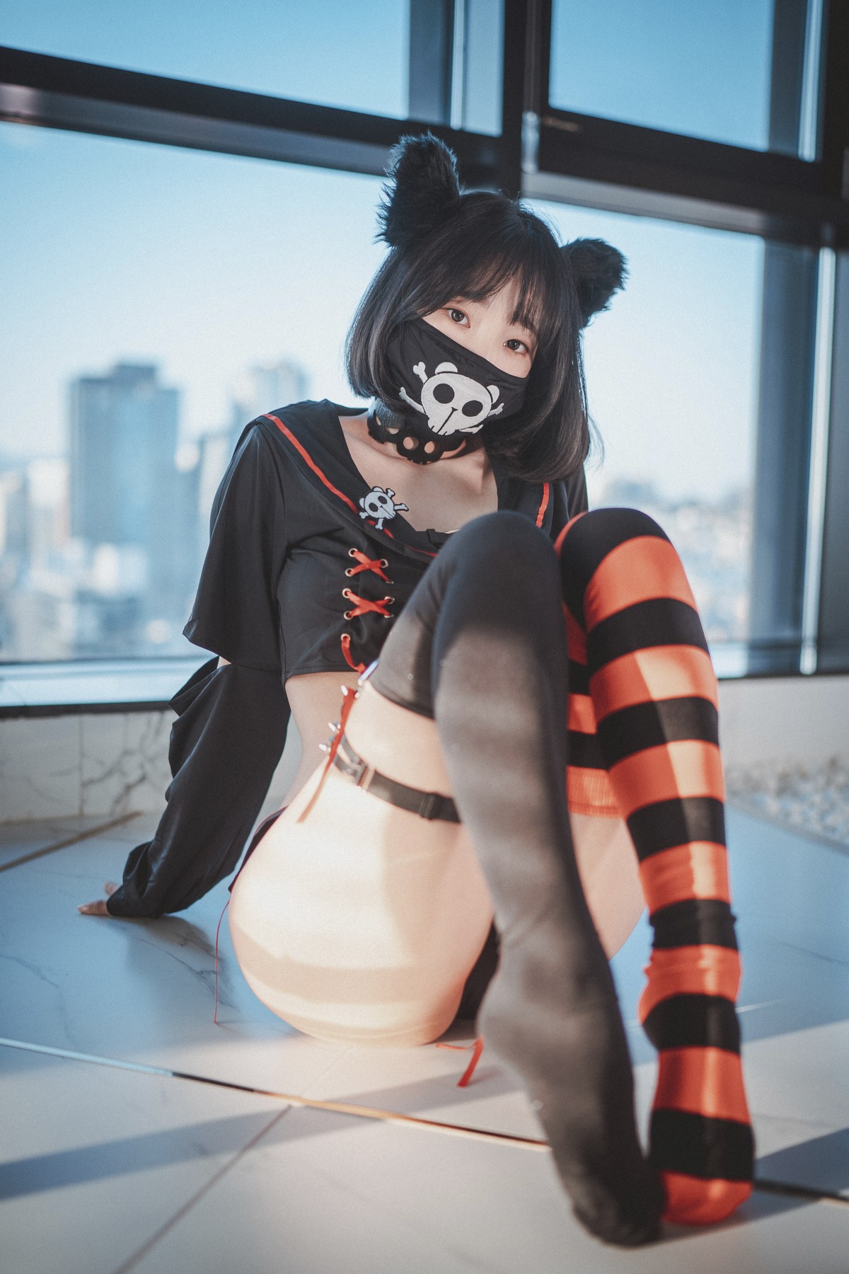 xgyw.top_[DJAWA]No.143_模特Kang Inkyung_Masked Pirate主题私房性感黑色服饰迷人诱惑写真41P