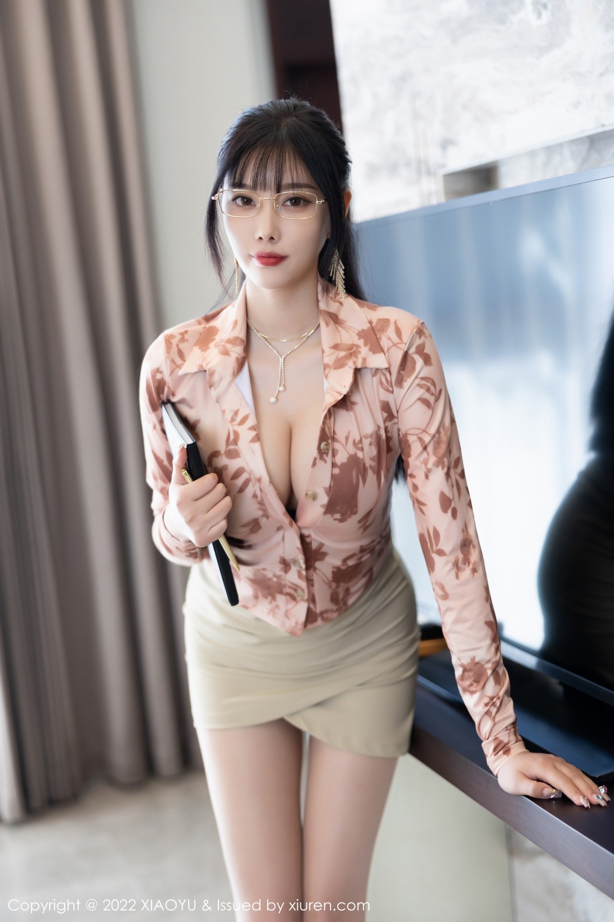 xgyw.top_[XiaoYu画语界]Vol.821_女神杨晨晨Yome心愿旅拍半脱露蕾丝内衣配超薄肉丝诱惑写真91P