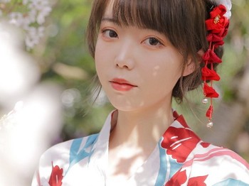 微博小小妹妹Fushii_海堂樱花兔兔主题户外花丛中性感亚洲和服性感迷人写真34P