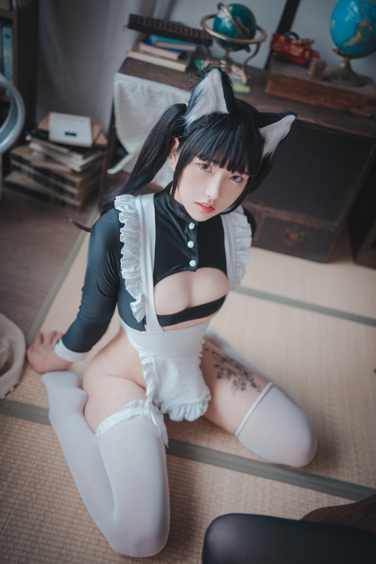 xgyw.top_[DJAWA]No.142_Bambi&Sonson_Maid Mansion主题私房姐妹花性感女仆装诱惑写真153P
