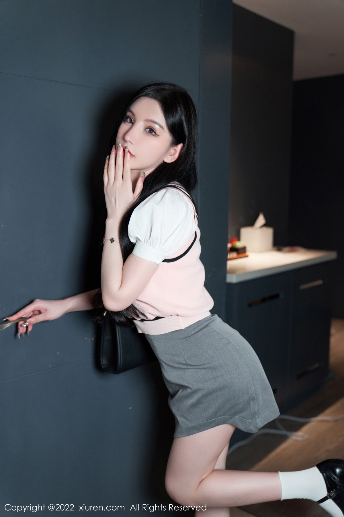 xgyw.top_XiuRen第5285期_女神周于希Sally心愿旅拍私房情趣捆绑露淡粉蕾丝内衣诱惑写真86P