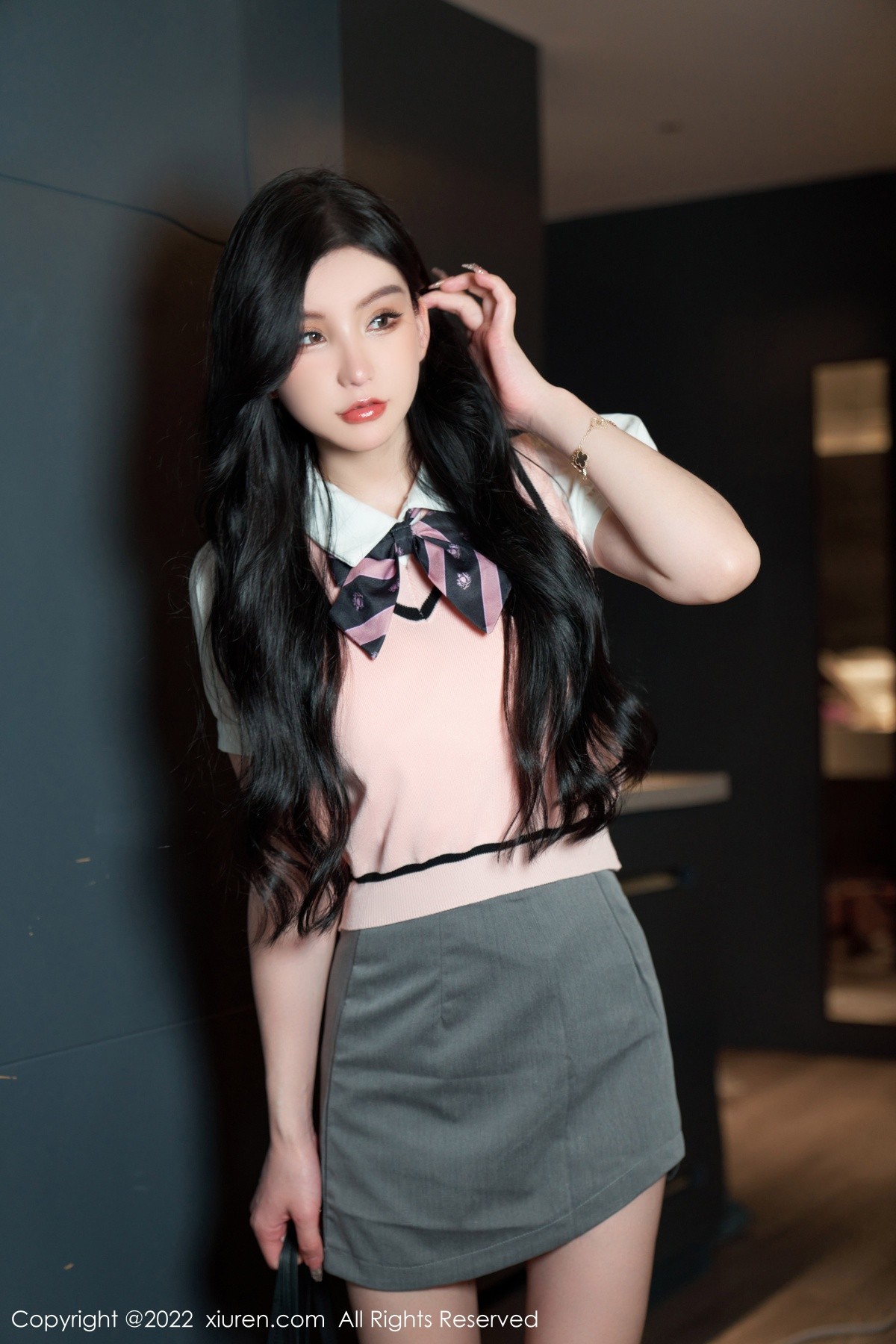 xgyw.top_XiuRen第5285期_女神周于希Sally心愿旅拍私房情趣捆绑露淡粉蕾丝内衣诱惑写真86P