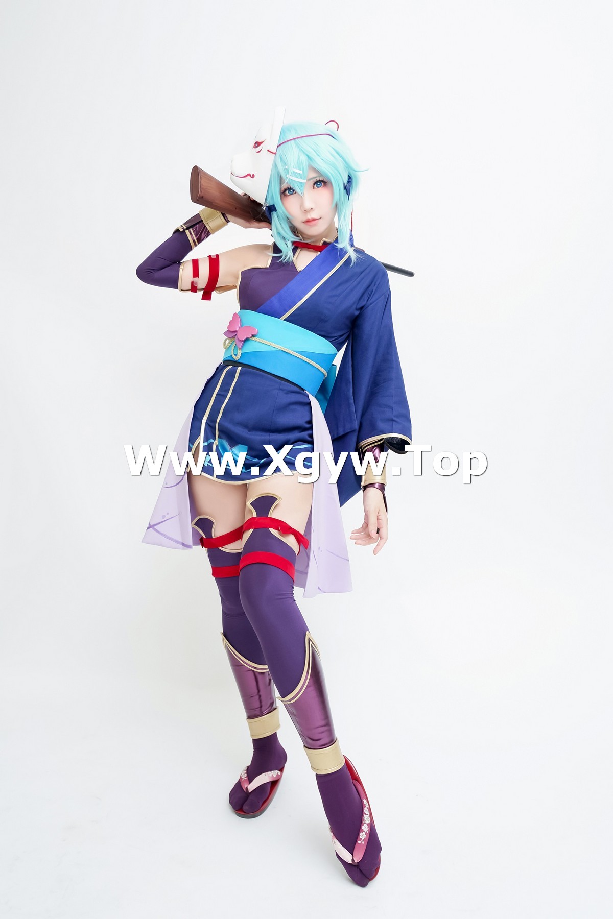 xgyw.top_Coser妹子Ely_eee诗乃猎人主题户外性感彩色服饰秀完美身材迷人诱惑写真30P