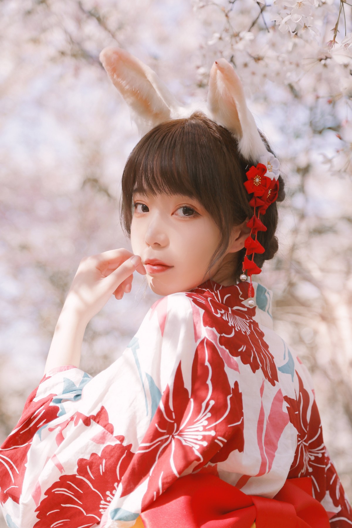 xgyw.top_微博妹子Fushii_海堂樱花兔兔主题户外花丛中性感日系和服靓丽迷人写真34P