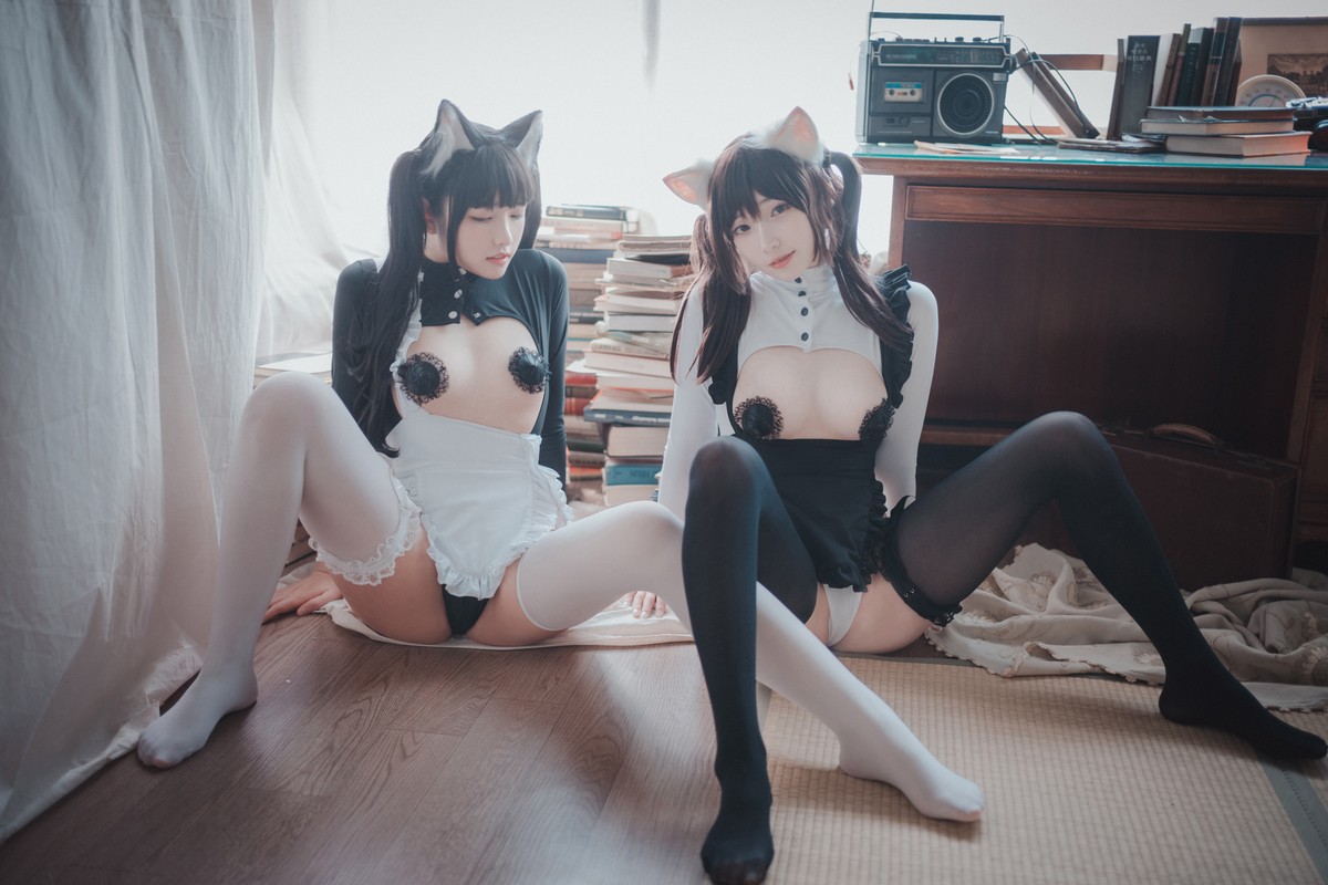 xgyw.top_[DJAWA]No.142_Bambi&Sonson_Maid Mansion主题私房姐妹花性感女仆装诱惑写真153P