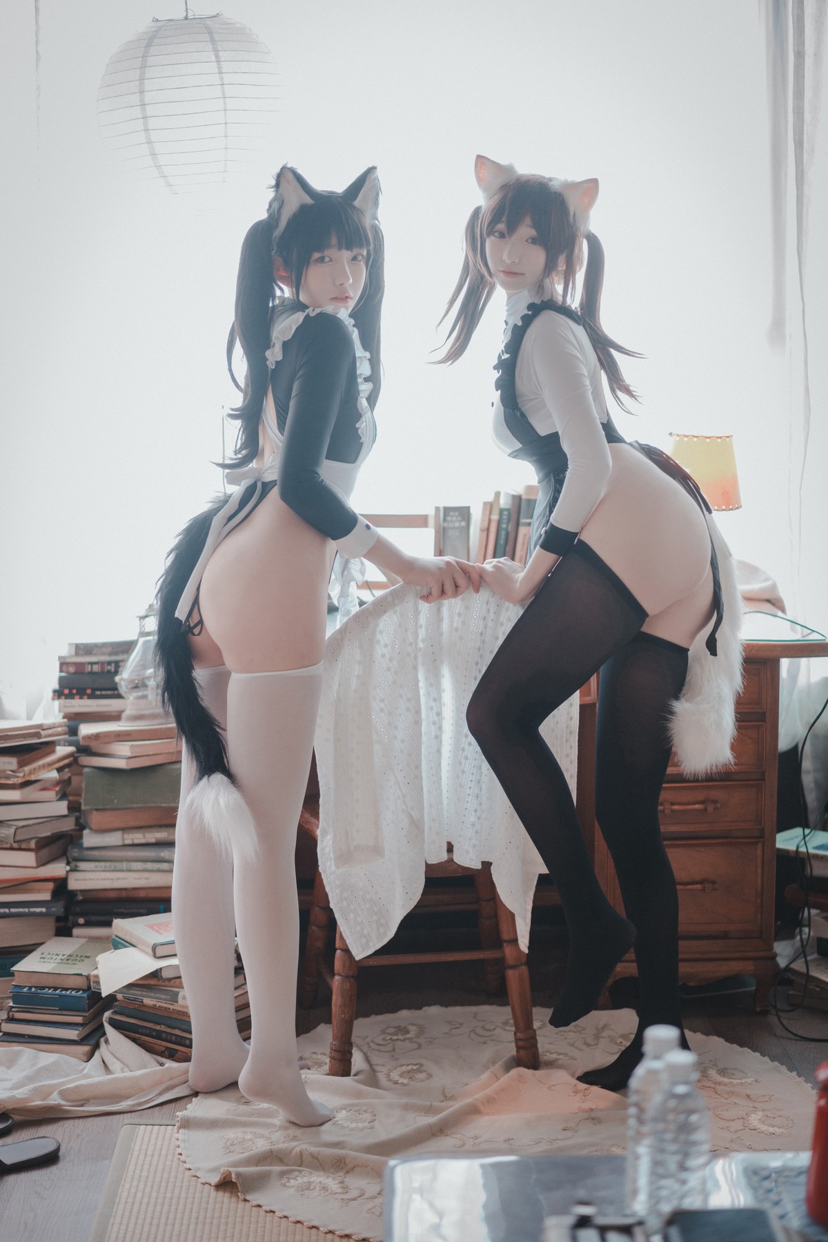 xgyw.top_[DJAWA]No.142_Bambi&Sonson_Maid Mansion主题私房姐妹花性感女仆装诱惑写真153P