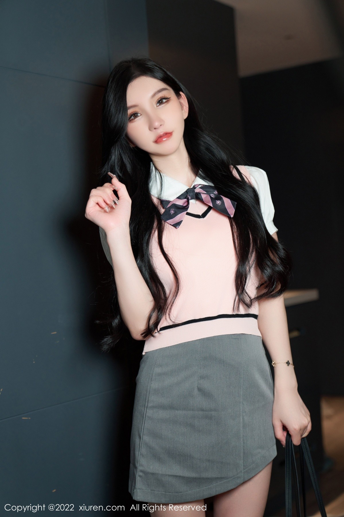 xgyw.top_XiuRen第5285期_女神周于希Sally心愿旅拍私房情趣捆绑露淡粉蕾丝内衣诱惑写真86P