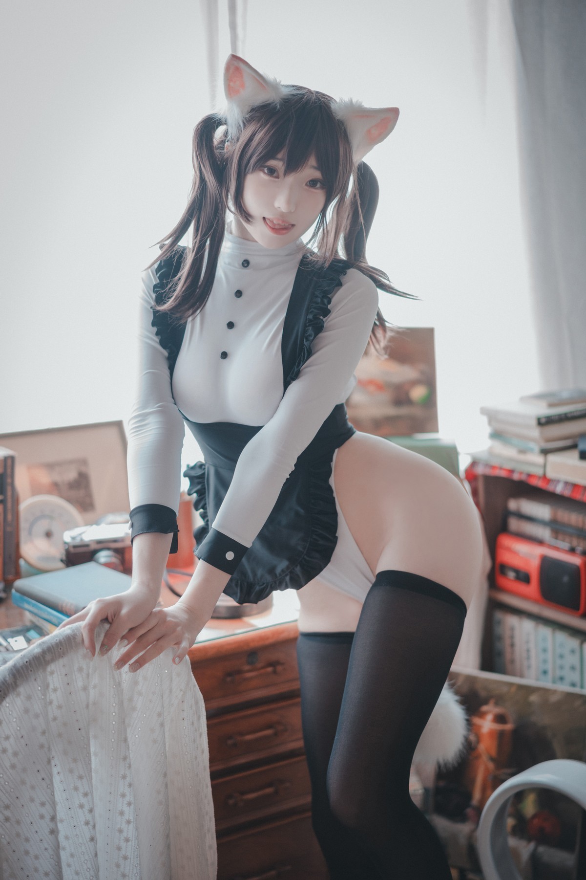 xgyw.top_[DJAWA]No.142_Bambi&Sonson_Maid Mansion主题私房姐妹花性感女仆装诱惑写真153P