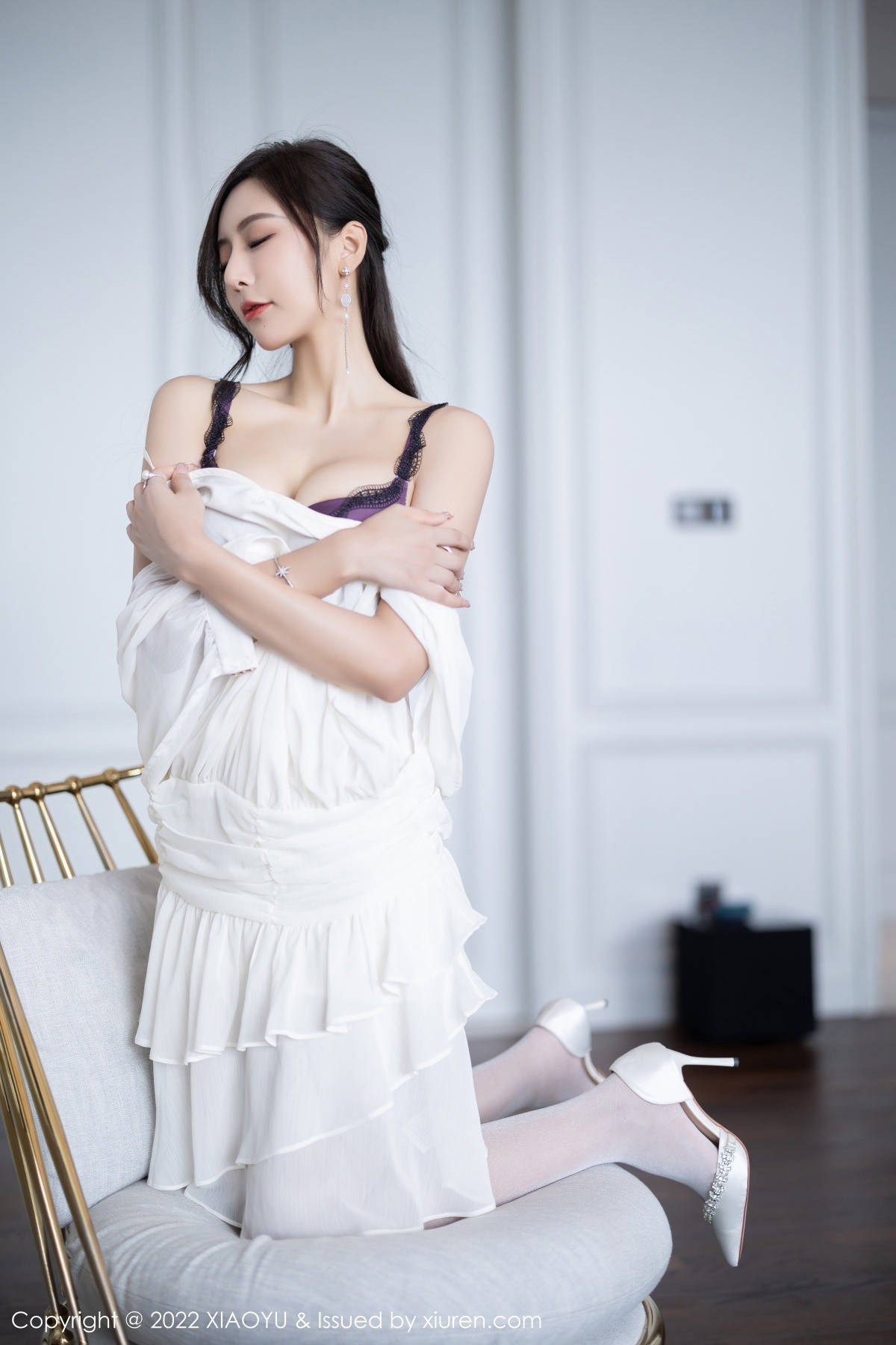 xgyw.top_[XiaoYu画语界]Vol.822_女神王馨瑶yanni性感白色连衣裙配开档白丝露蕾丝内衣诱惑写真84P