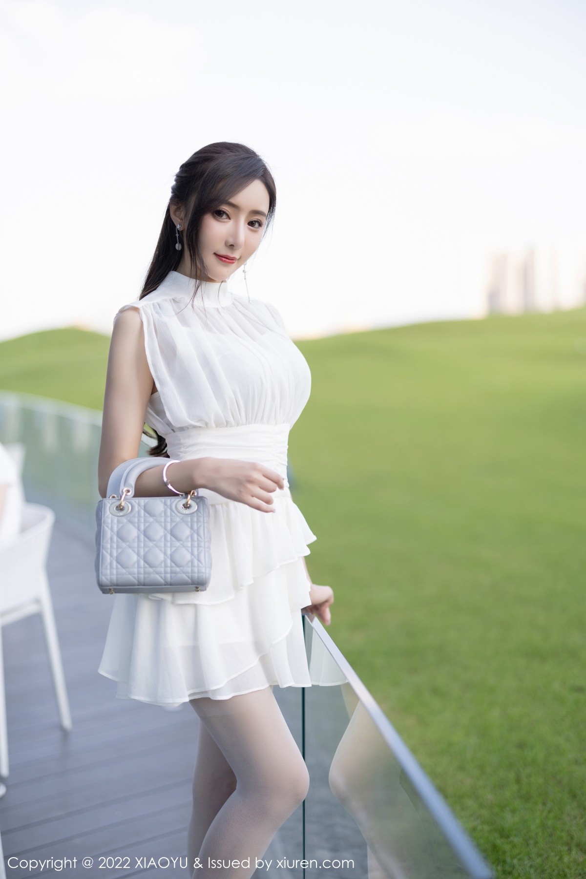 xgyw.top_[XiaoYu画语界]Vol.822_女神王馨瑶yanni性感白色连衣裙配开档白丝露蕾丝内衣诱惑写真84P
