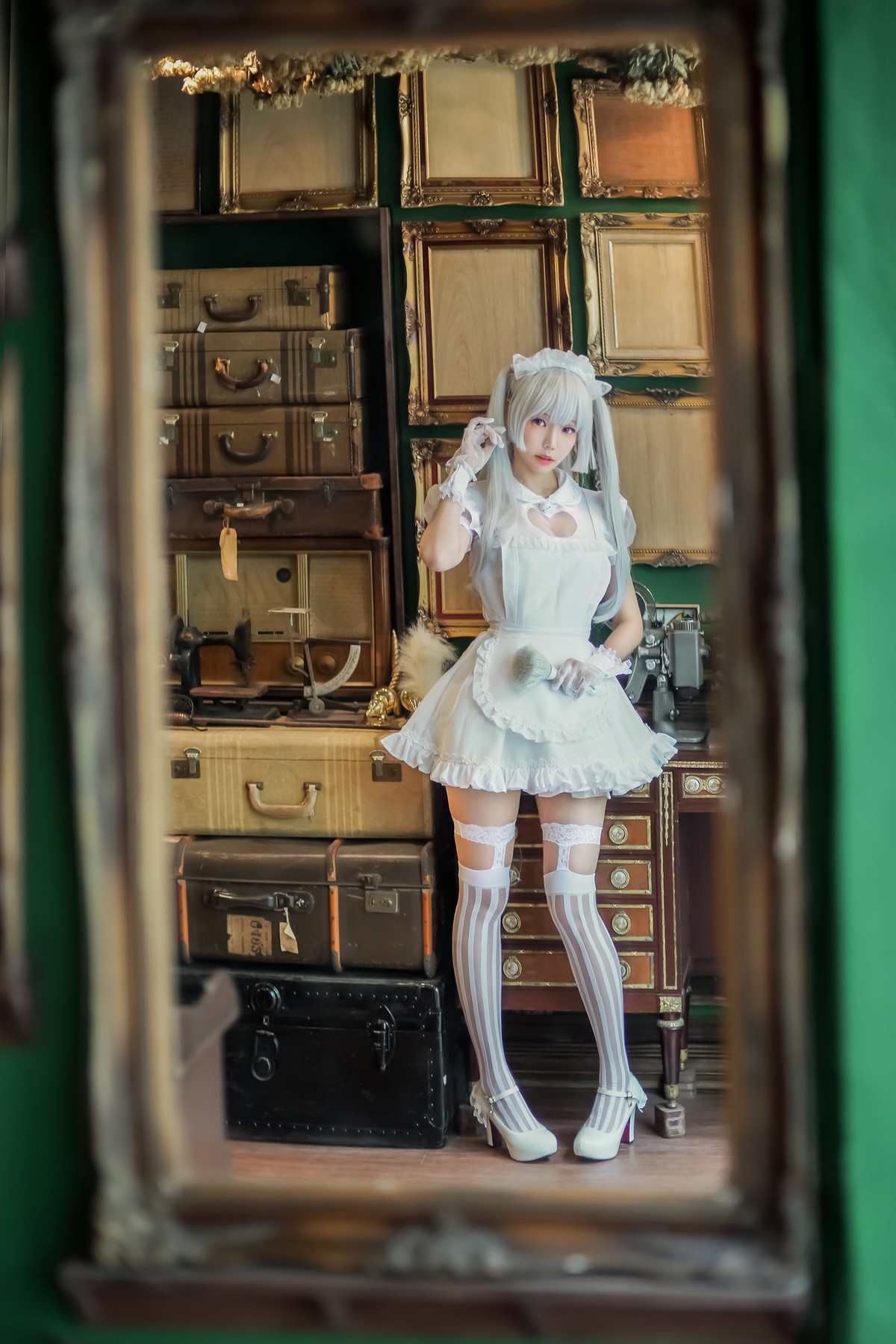 xgyw.top_Coser妹子Ely_eee双马尾辫主题户外白色JK制服 室内性感女仆装完美诱惑写真141P