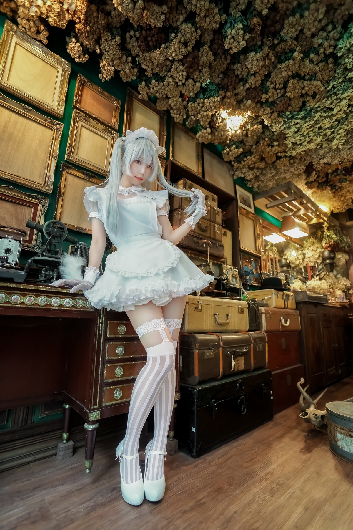 xgyw.top_Coser妹子Ely_eee双马尾辫主题户外白色JK制服 室内性感女仆装完美诱惑写真141P