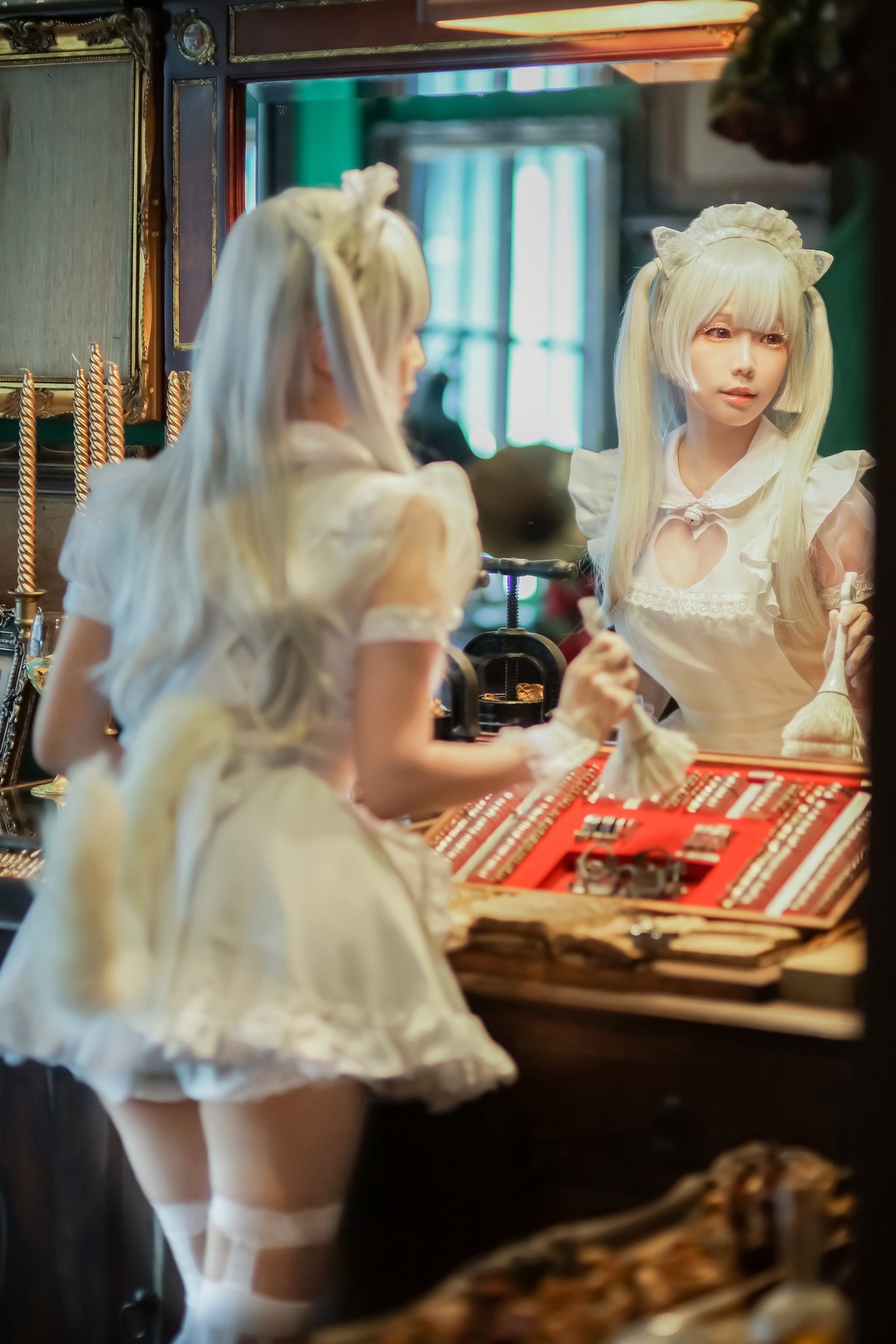 xgyw.top_Coser妹子Ely_eee双马尾辫主题户外白色JK制服 室内性感女仆装完美诱惑写真141P
