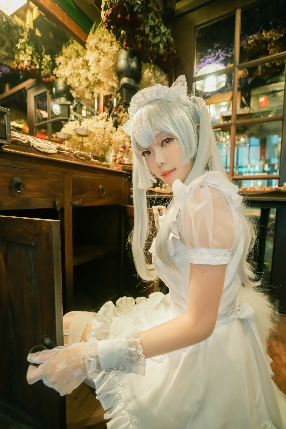xgyw.top_Coser妹子Ely_eee双马尾辫主题户外白色JK制服 室内性感女仆装完美诱惑写真141P