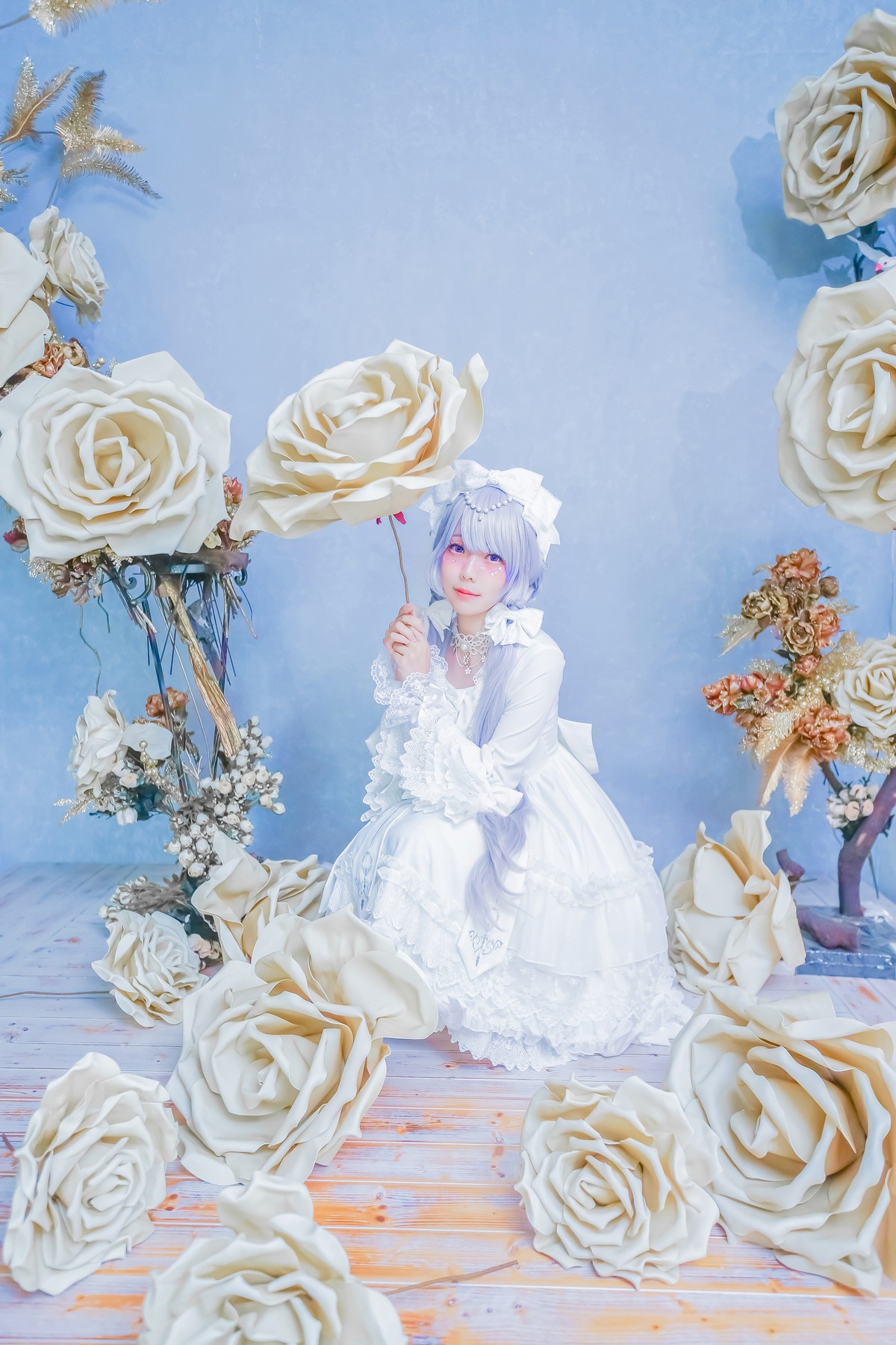 xgyw.top_Coser妹子Ely_eee双马尾辫主题户外白色JK制服 室内性感女仆装完美诱惑写真141P