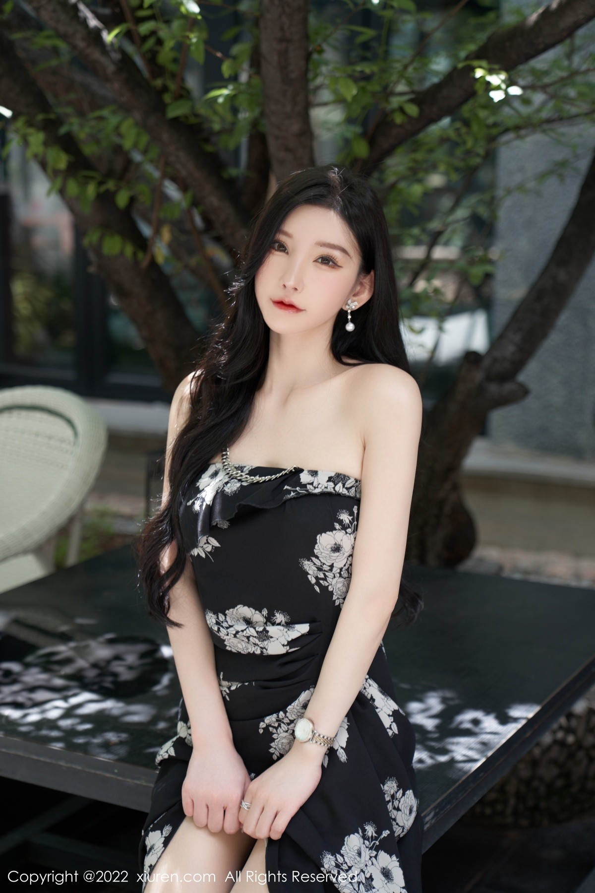 xgyw.top_XiuRen第5307期_女神周于希Sally心愿旅拍黑色露肩连衣长裙秀完美身材诱惑写真90P