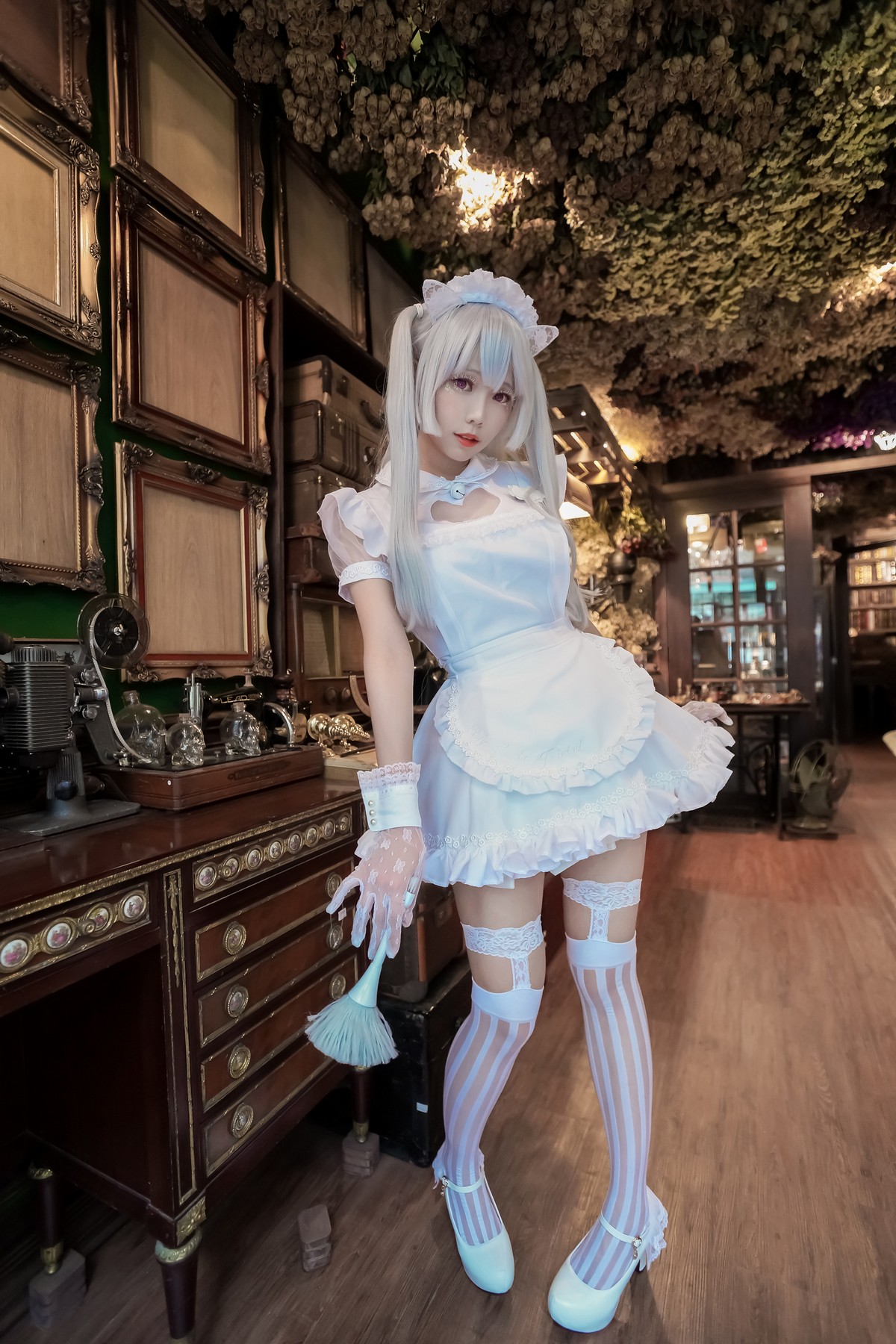 xgyw.top_Coser妹子Ely_eee双马尾辫主题户外白色JK制服 室内性感女仆装完美诱惑写真141P