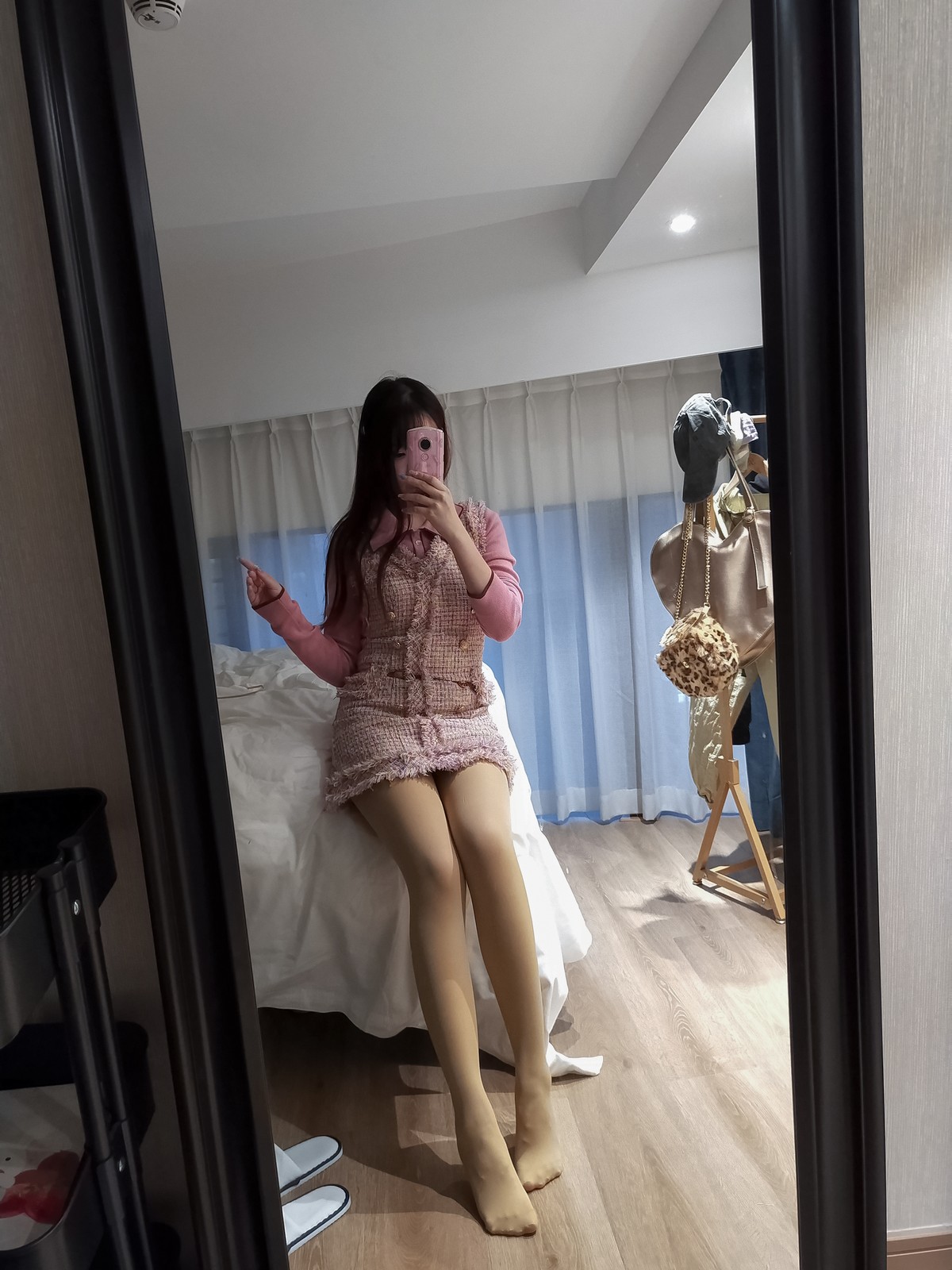 xgyw.top_动漫博主雪晴Astra美腿美足美臀主题私房性感服饰系列秀翘臀美腿诱惑写真178P