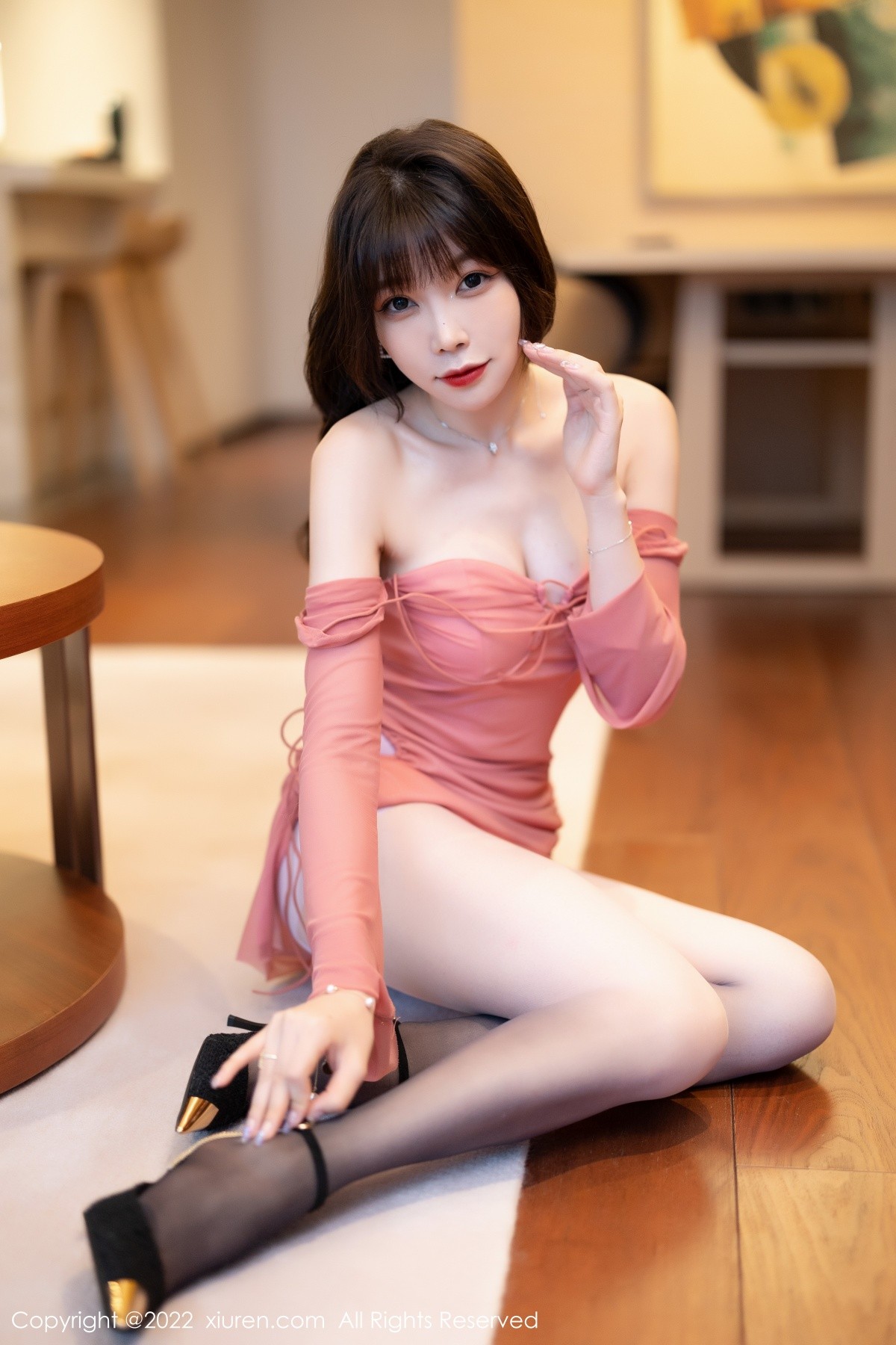 xgyw.top_XiuRen第5314期_女神芝芝Booty两套服饰拍摄性感黑色轻透连体衣惹火诱惑写真76P