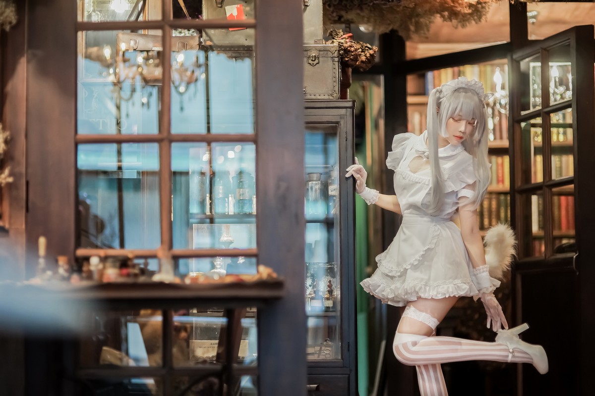 xgyw.top_Coser妹子Ely_eee双马尾辫主题户外白色JK制服 室内性感女仆装完美诱惑写真141P