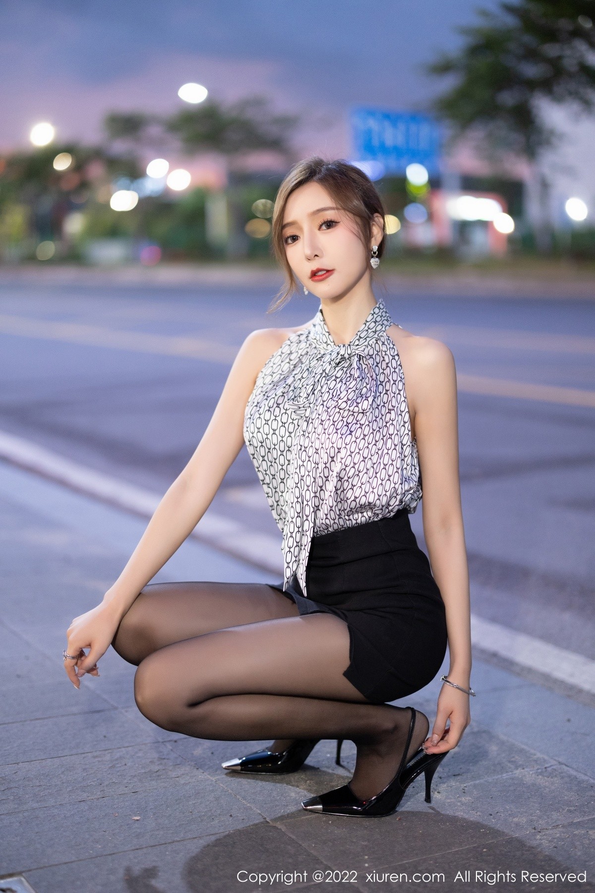 xgyw.top_XiuRen第5325期_女神王馨瑶yanni私房超薄无内黑丝系列秀完美身材撩人诱惑写真78P
