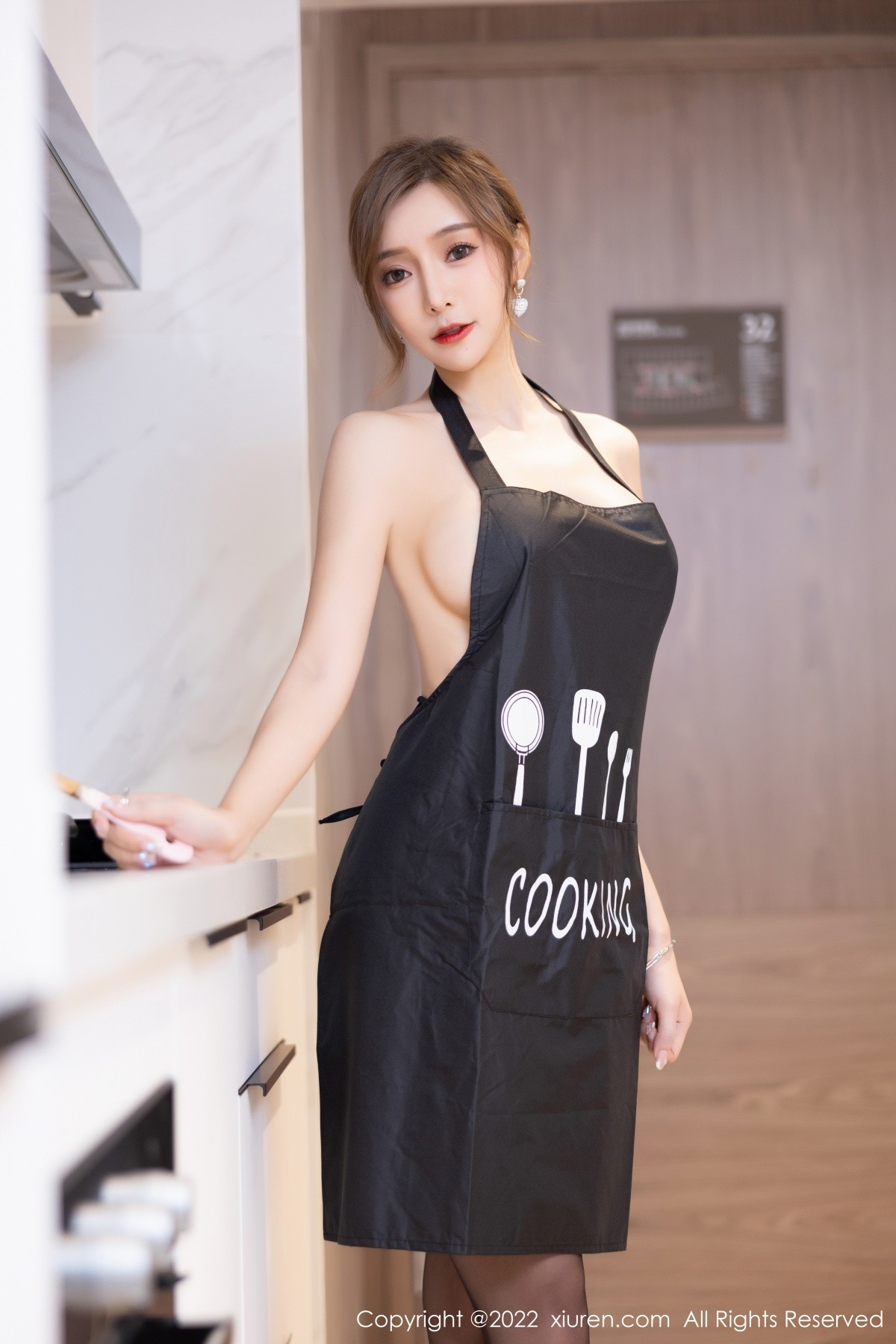 xgyw.top_XiuRen第5325期_女神王馨瑶yanni私房超薄无内黑丝系列秀完美身材撩人诱惑写真78P