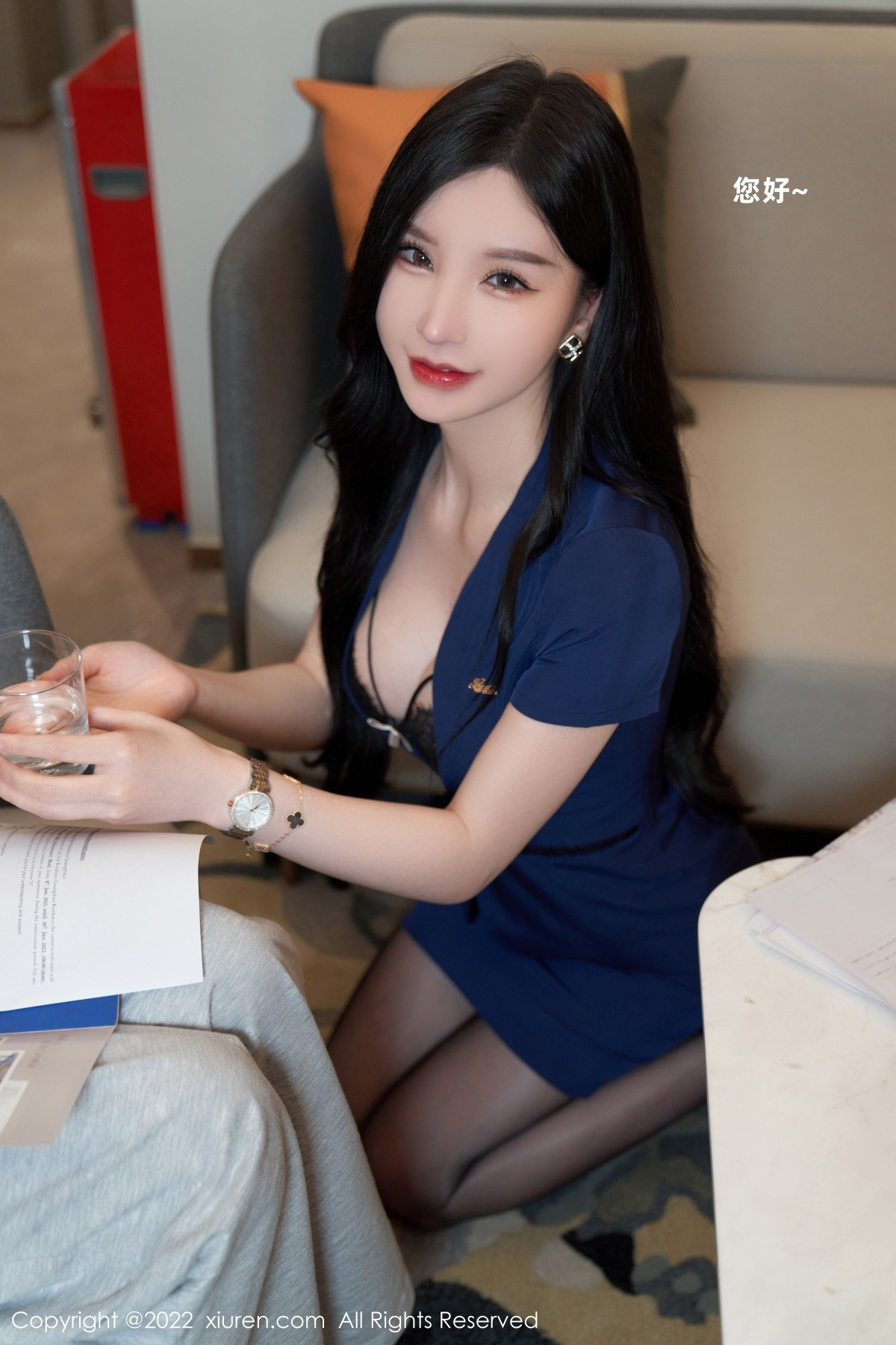 xgyw.top_XiuRen第5324期_女神周于希Sally心愿旅拍脱蓝色职业装露黑色蕾丝内衣诱惑写真81P