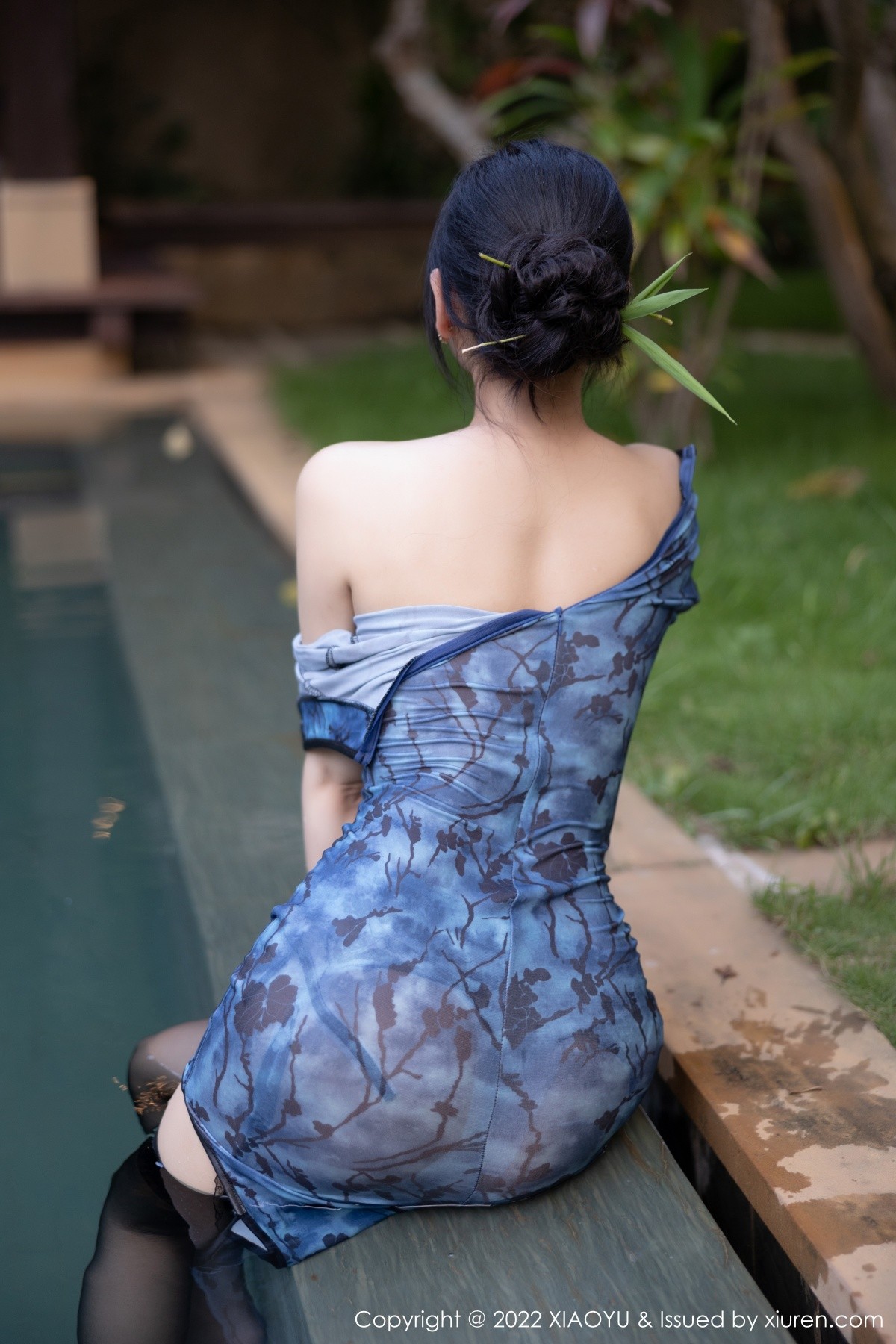 xgyw.top_[XiaoYu画语界]Vol.826_女神杨晨晨Yome心愿旅拍性感旗袍配超薄黑丝秀美腿诱惑写真63P