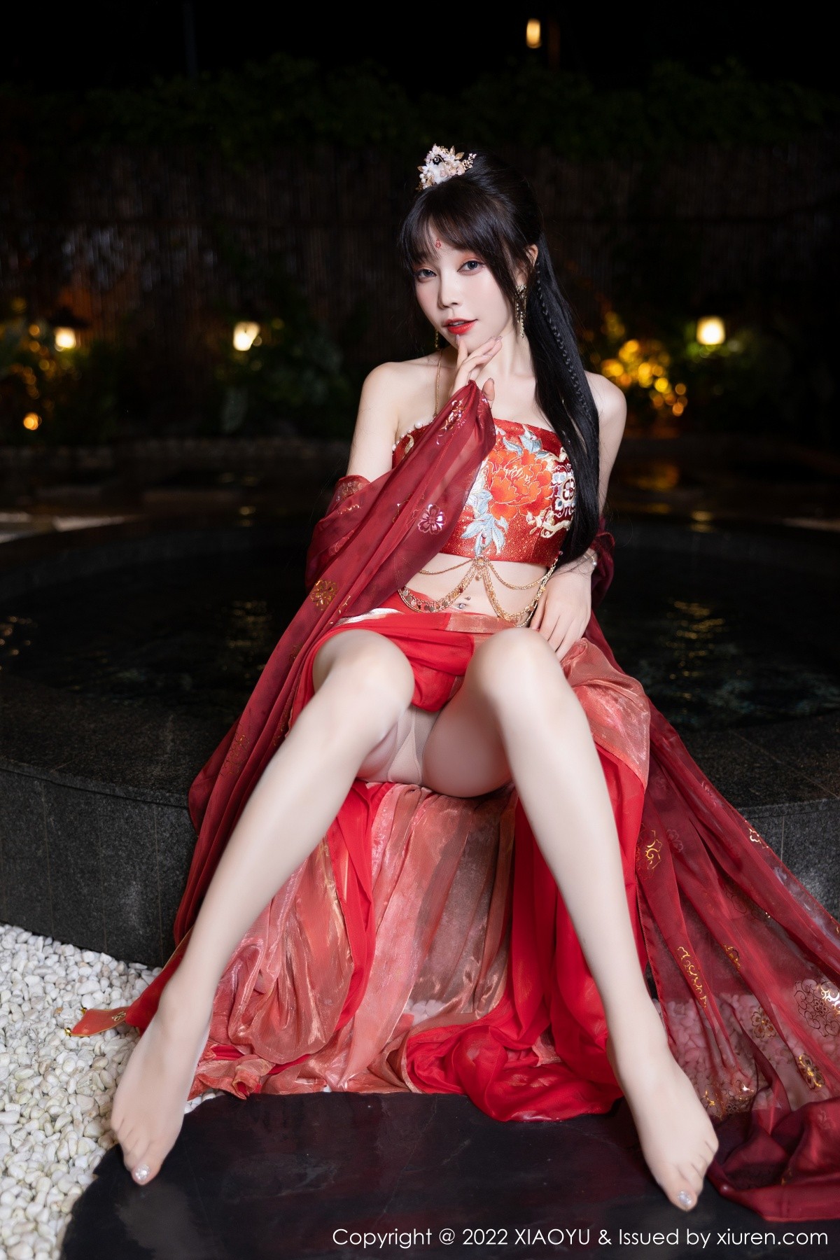 xgyw.top_[XiaoYu画语界]Vol.827_女神徐莉芝Booty泳池性感红色轻透古装服饰秀完美身材诱惑写真70P