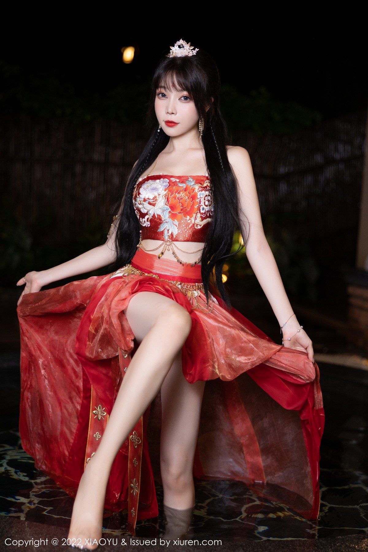 xgyw.top_[XiaoYu画语界]Vol.827_女神徐莉芝Booty泳池性感红色轻透古装服饰秀完美身材诱惑写真70P