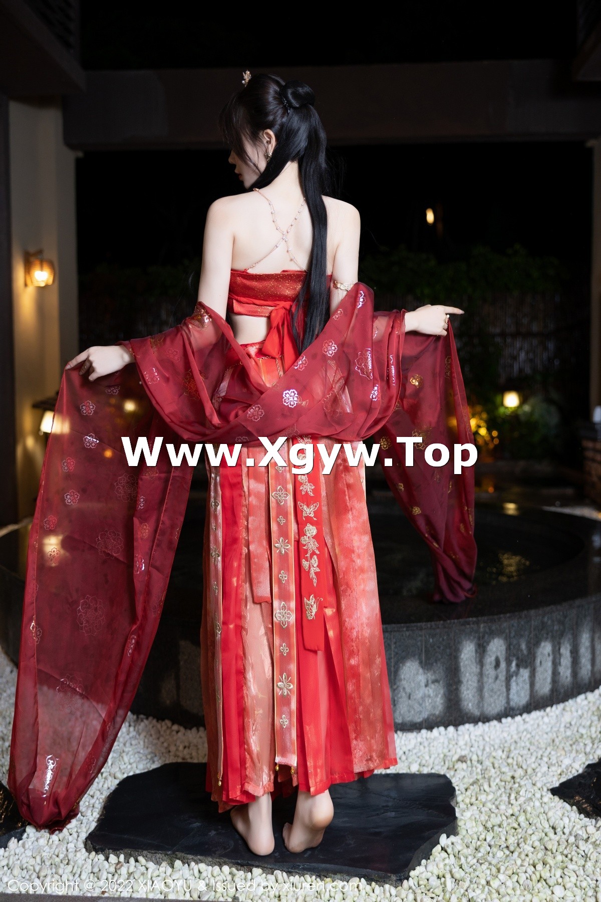 xgyw.top_[XiaoYu画语界]Vol.827_女神徐莉芝Booty泳池性感红色轻透古装服饰秀完美身材诱惑写真70P