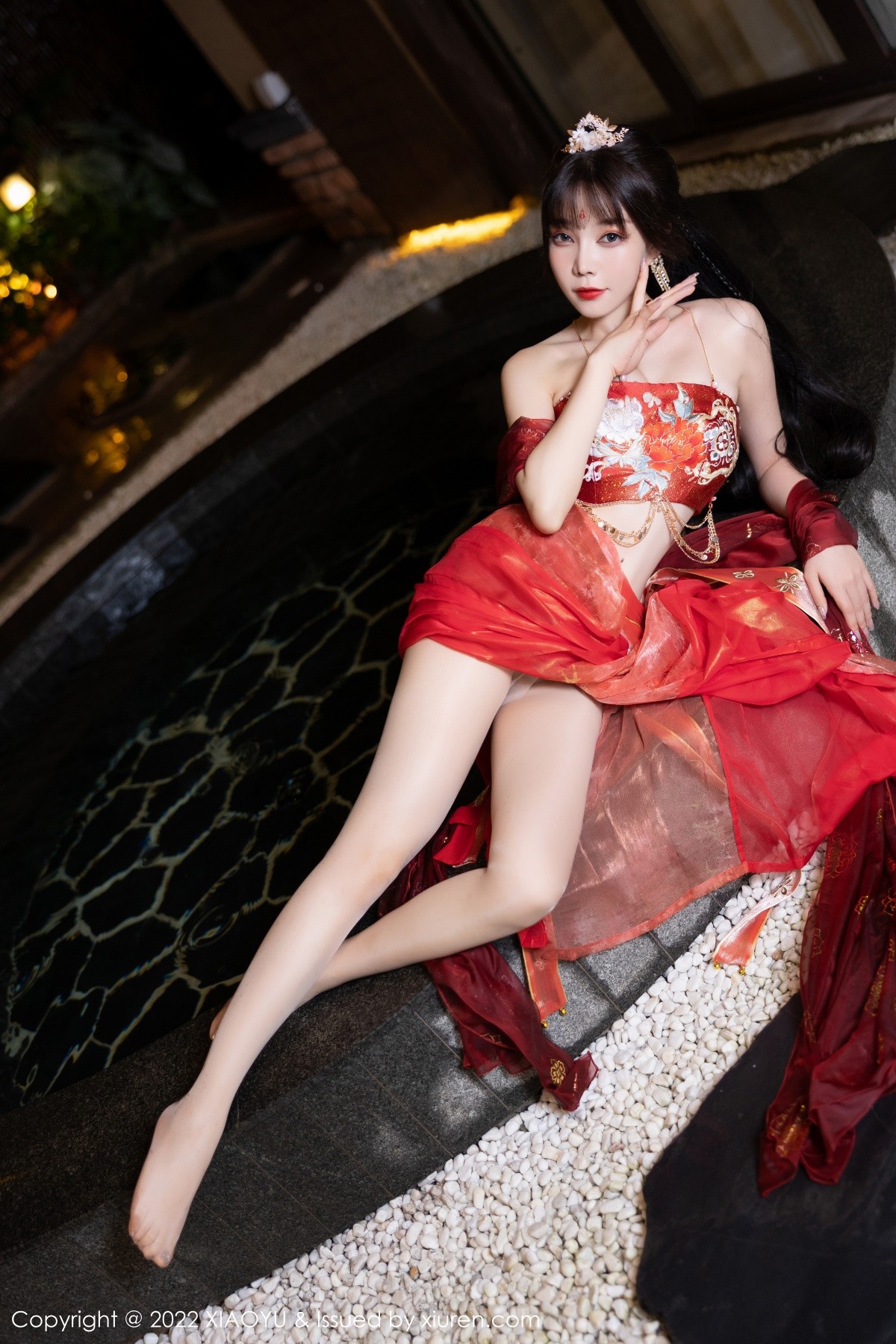 xgyw.top_[XiaoYu画语界]Vol.827_女神徐莉芝Booty泳池性感红色轻透古装服饰秀完美身材诱惑写真70P