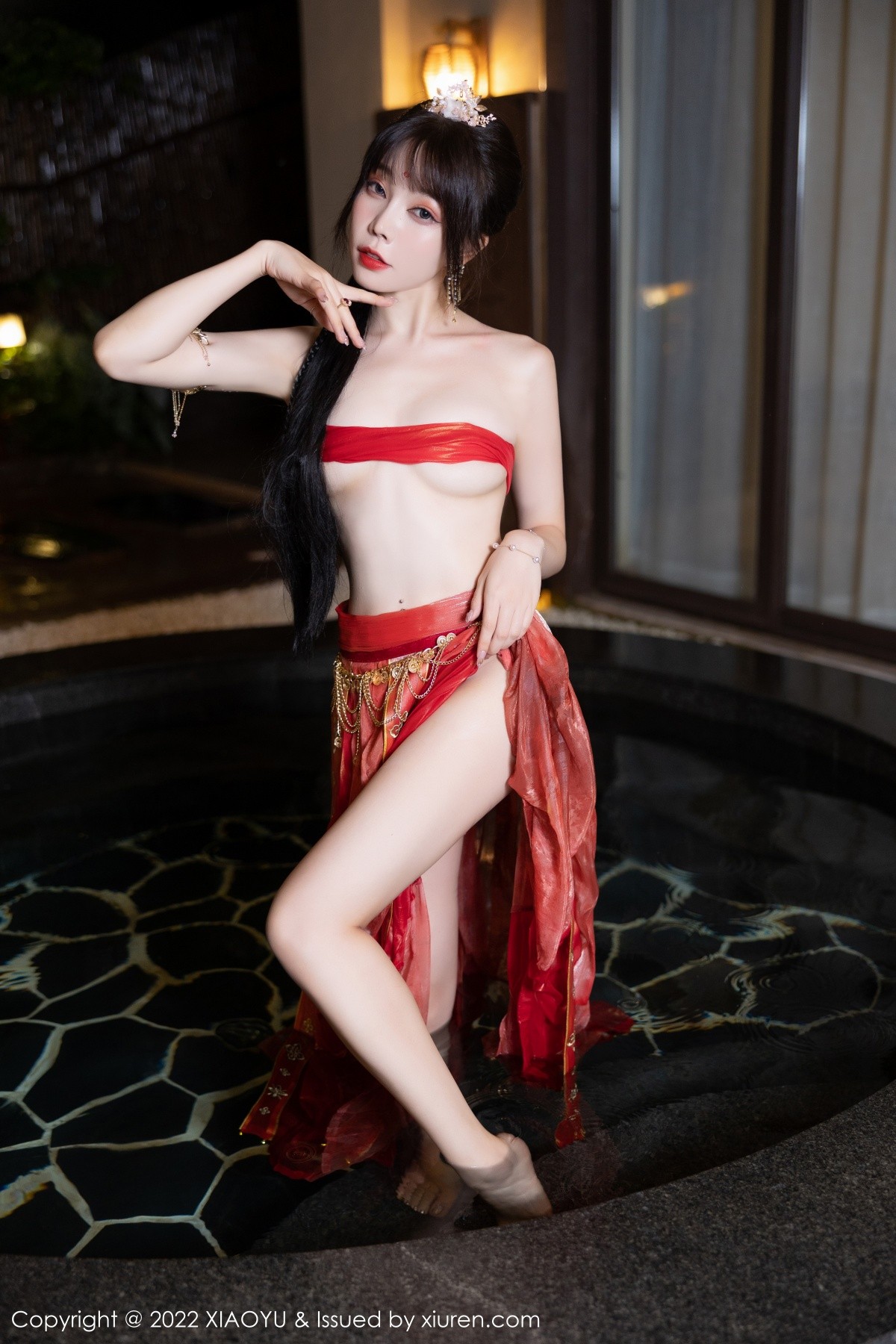 xgyw.top_[XiaoYu画语界]Vol.827_女神徐莉芝Booty泳池性感红色轻透古装服饰秀完美身材诱惑写真70P