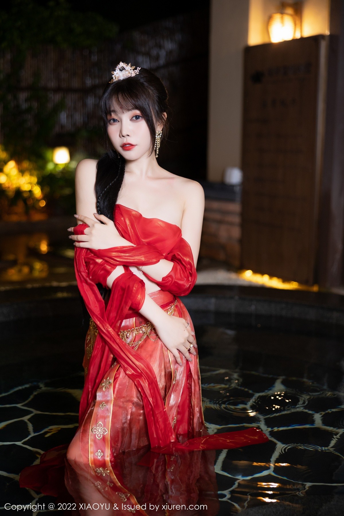 xgyw.top_[XiaoYu画语界]Vol.827_女神徐莉芝Booty泳池性感红色轻透古装服饰秀完美身材诱惑写真70P