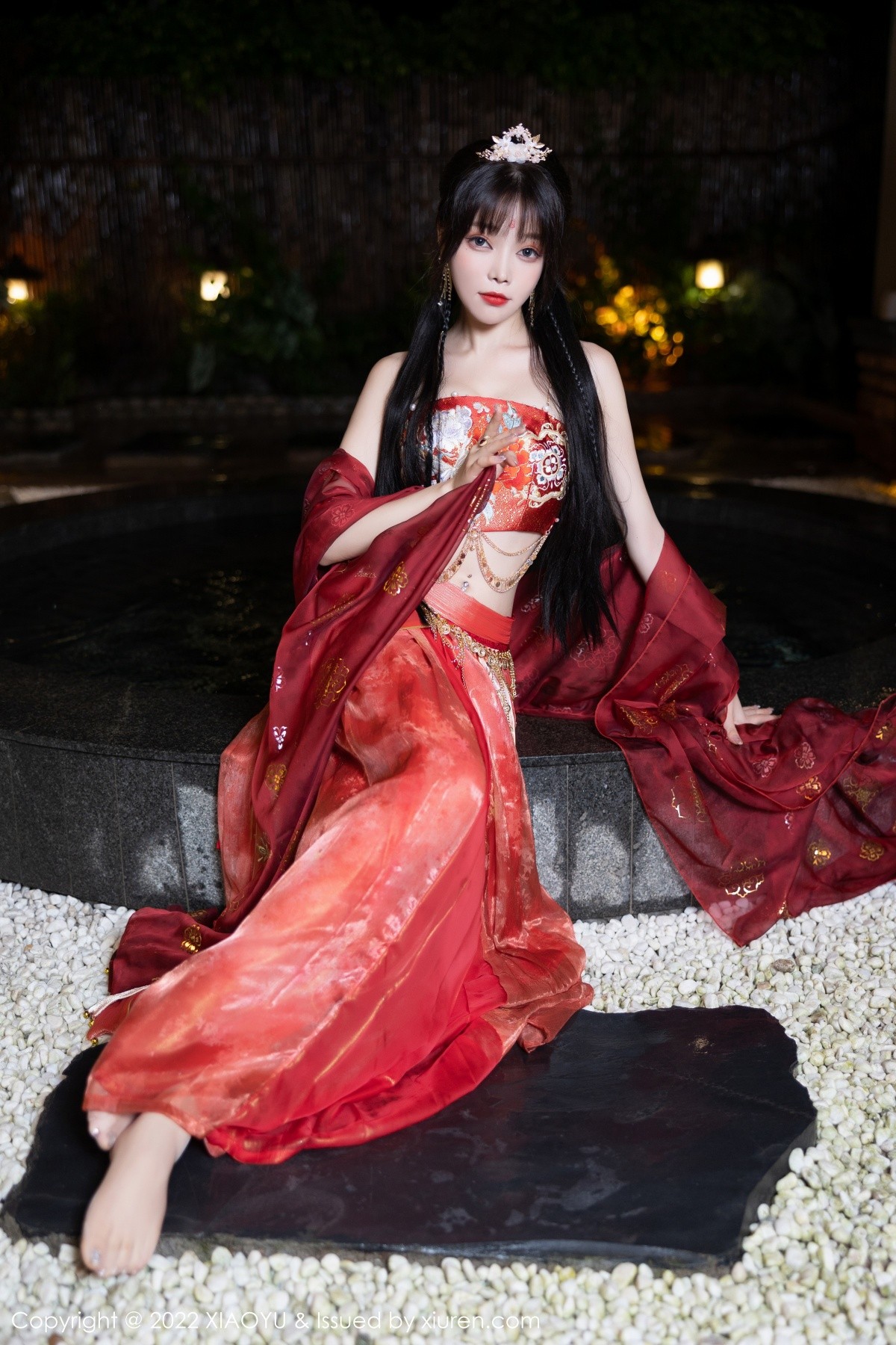 xgyw.top_[XiaoYu画语界]Vol.827_女神徐莉芝Booty泳池性感红色轻透古装服饰秀完美身材诱惑写真70P