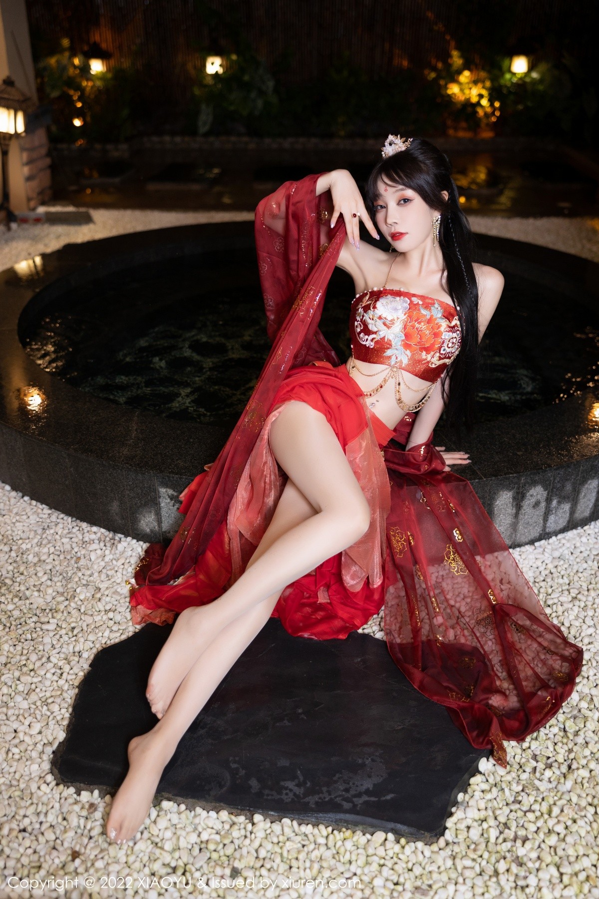 xgyw.top_[XiaoYu画语界]Vol.827_女神徐莉芝Booty泳池性感红色轻透古装服饰秀完美身材诱惑写真70P