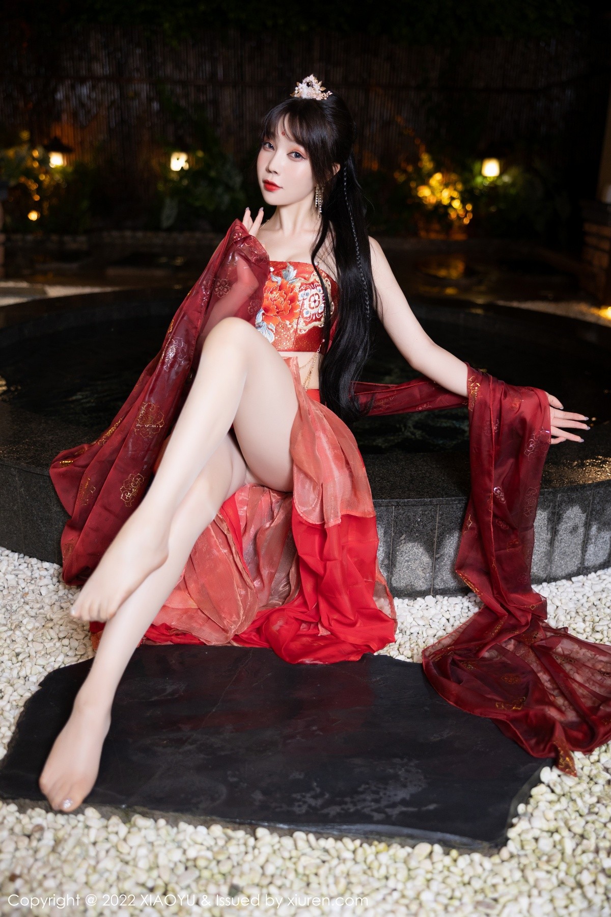 xgyw.top_[XiaoYu画语界]Vol.827_女神徐莉芝Booty泳池性感红色轻透古装服饰秀完美身材诱惑写真70P