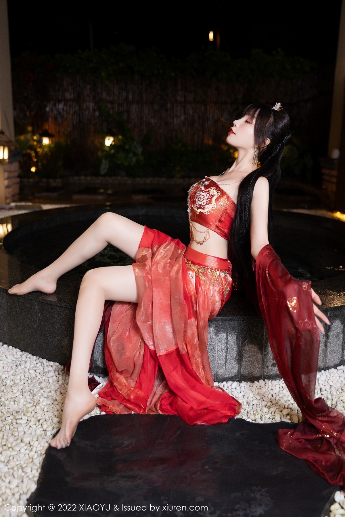 xgyw.top_[XiaoYu画语界]Vol.827_女神徐莉芝Booty泳池性感红色轻透古装服饰秀完美身材诱惑写真70P