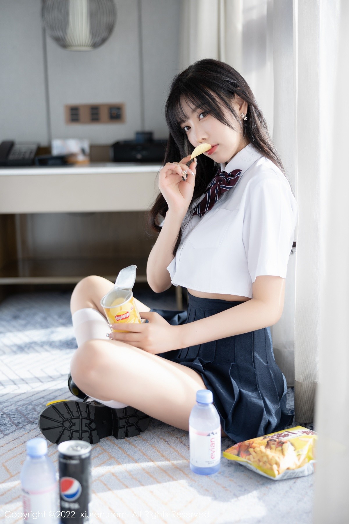 xgyw.top_XiuRen第5338期_女神杨晨晨Yome清爽学妹制服露蕾丝内衣秀完美身材诱惑写真82P
